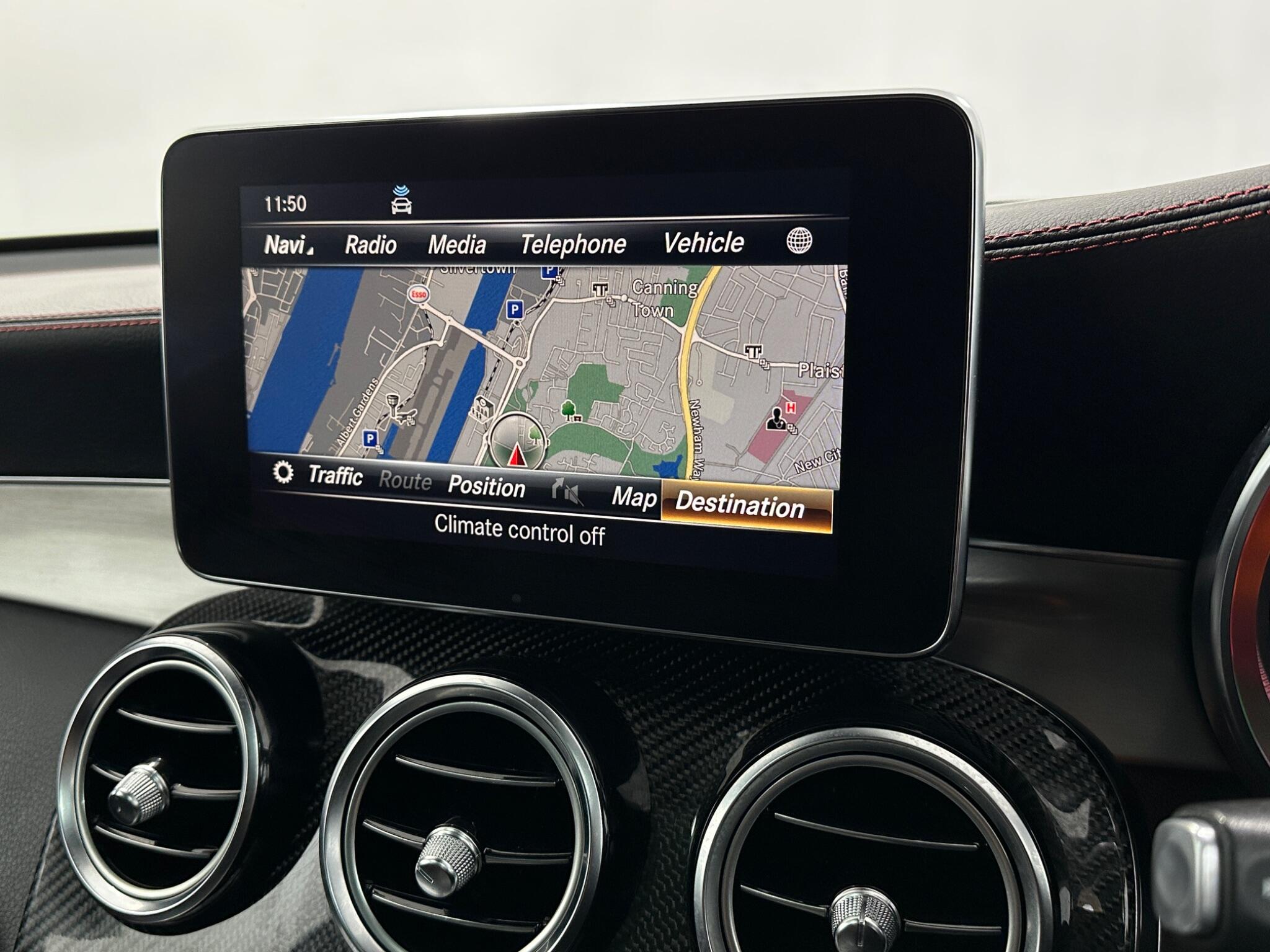 Mercedes-Benz GLC view 24