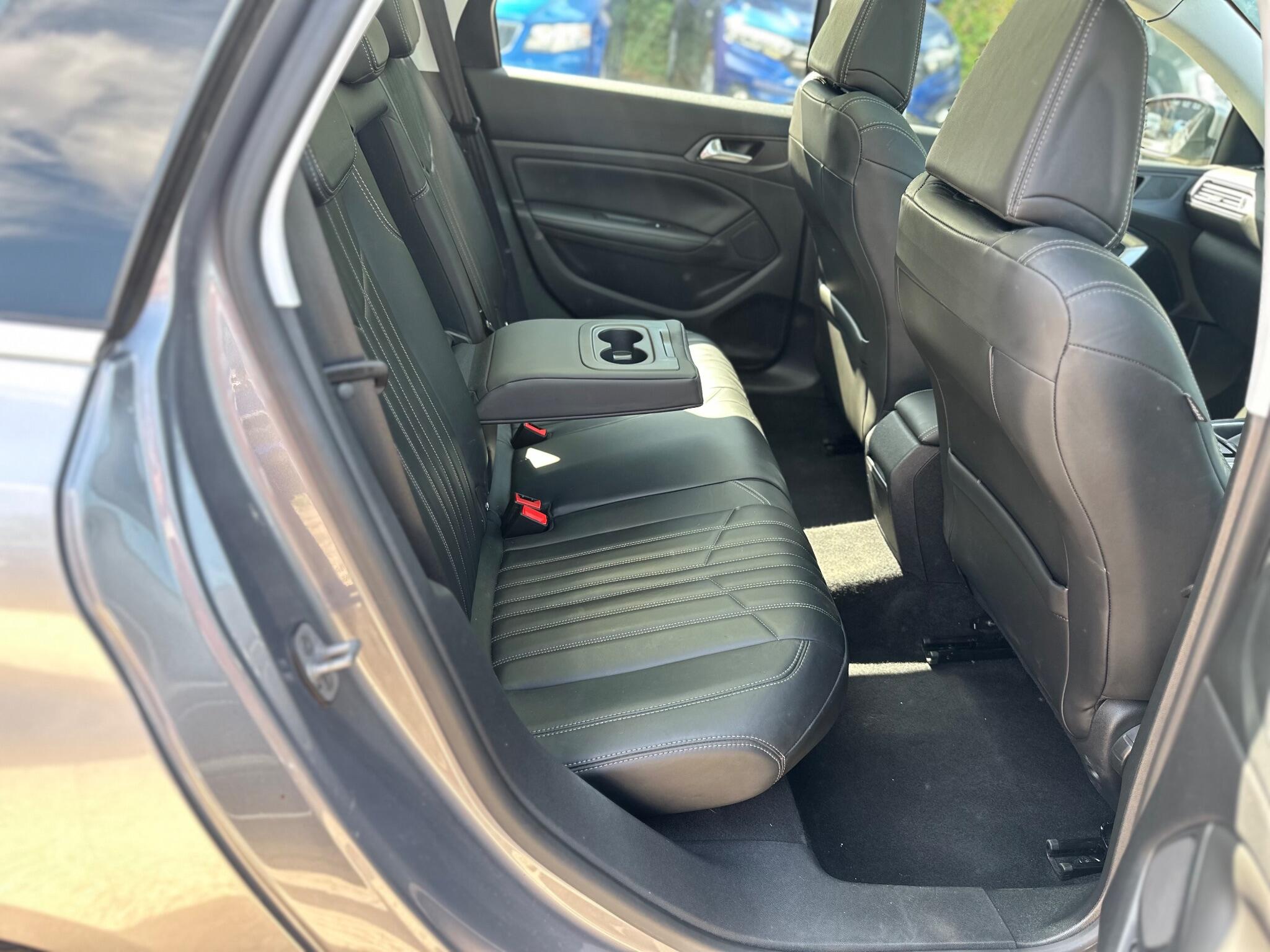 Peugeot 308 view 57