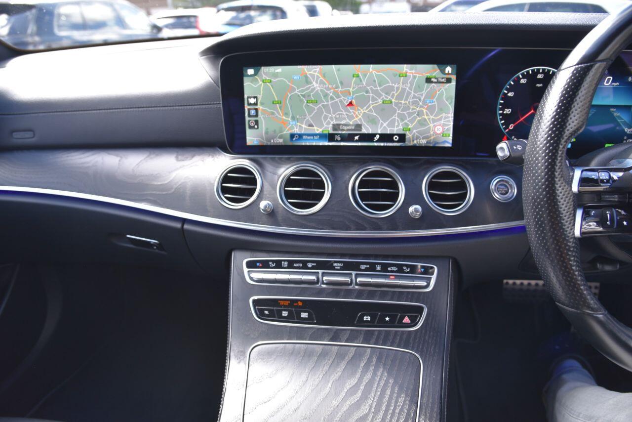 Mercedes-Benz E Class view 35