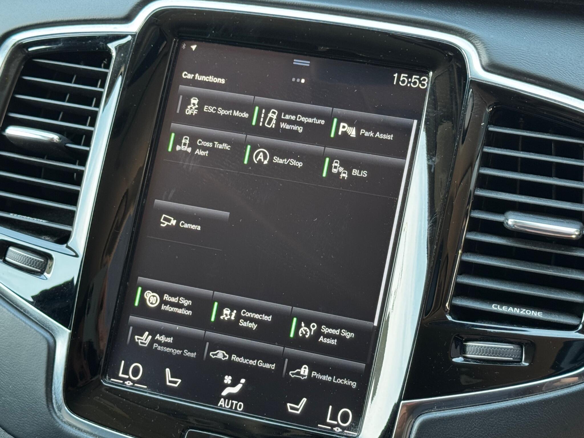 Volvo XC90 view 43