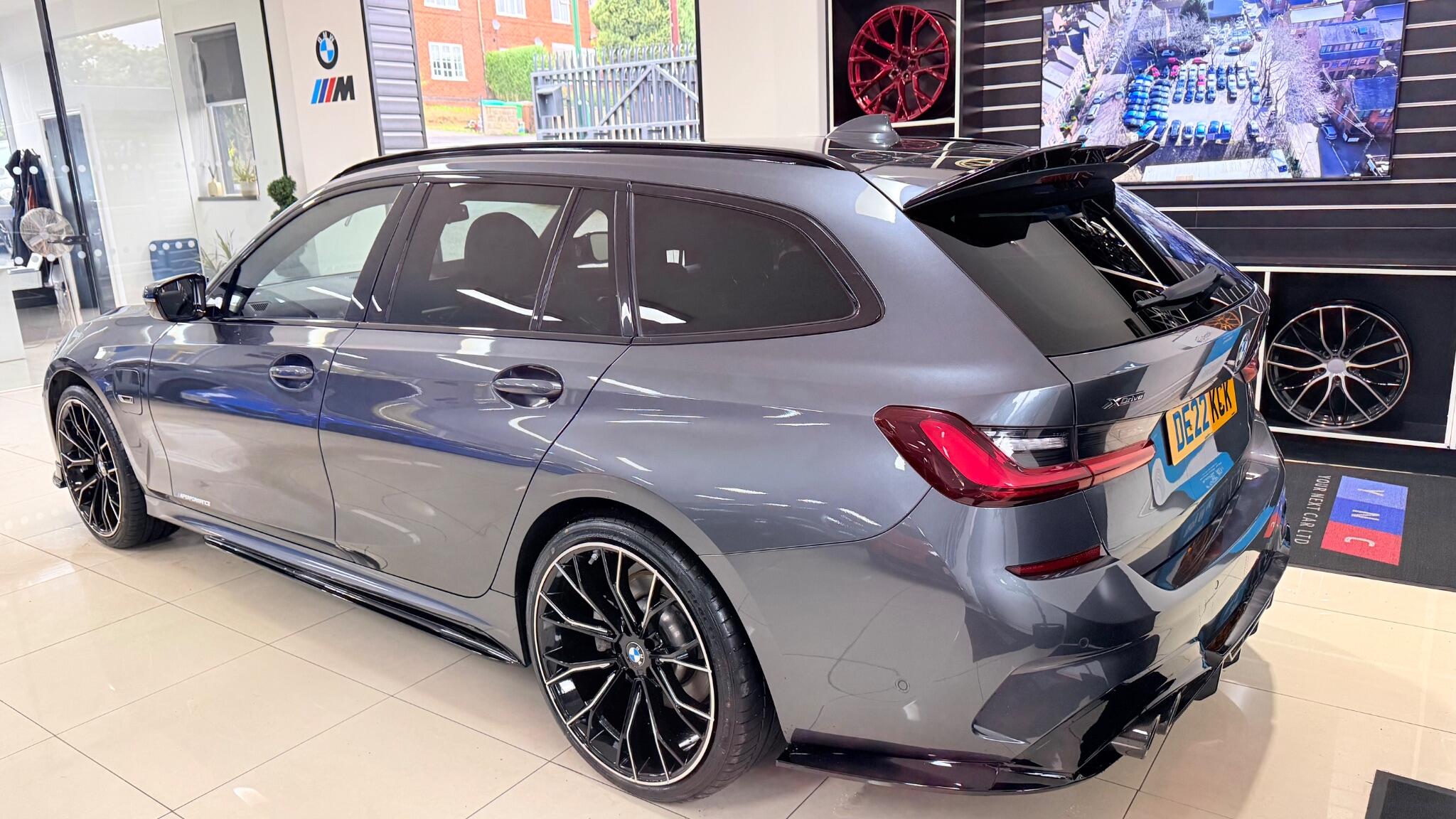 BMW 3 Series view 39