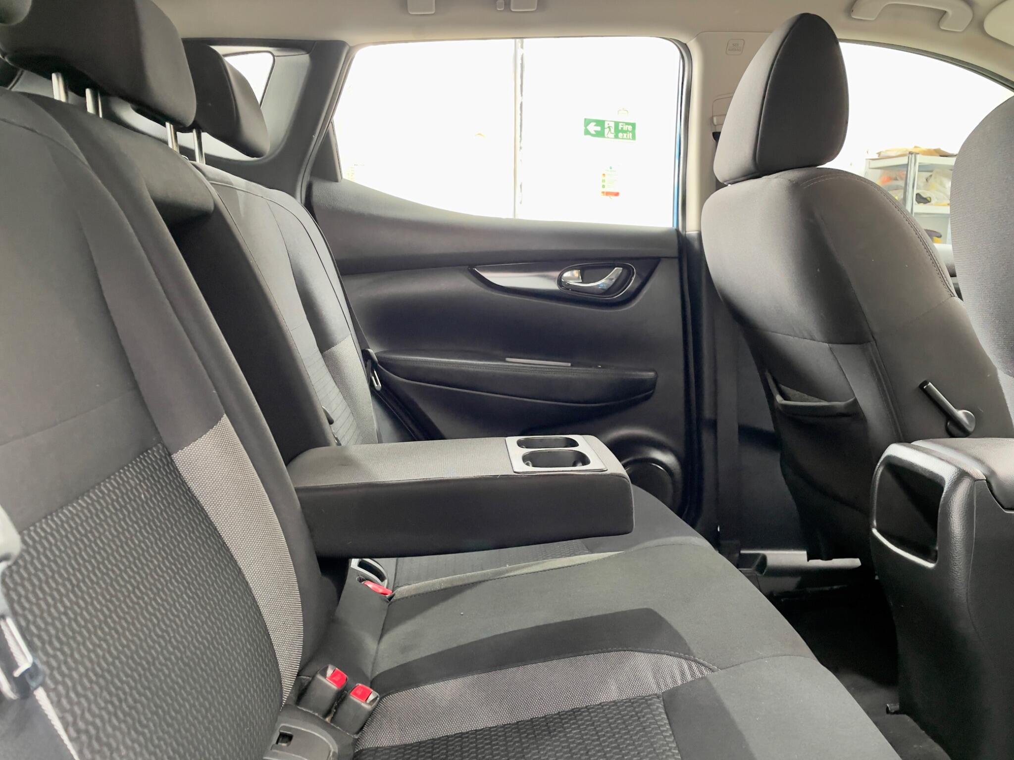 Nissan Qashqai view 8