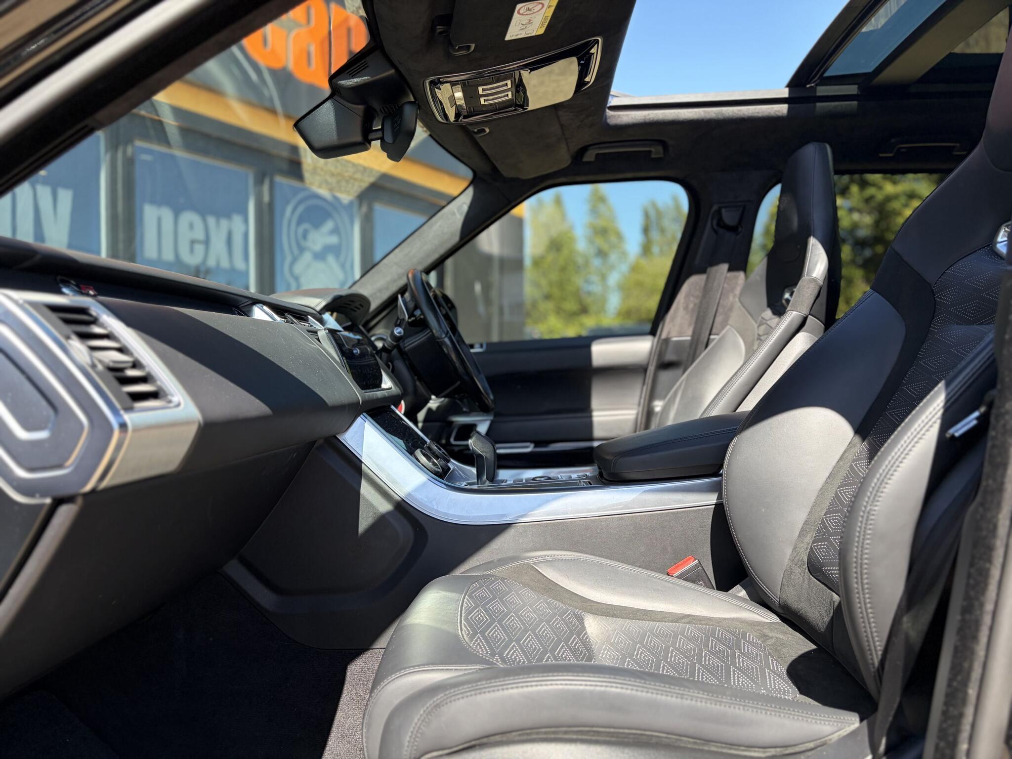 Land Rover Range Rover Sport view 18