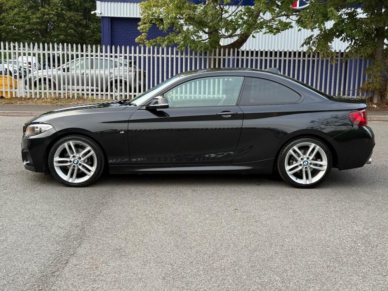BMW 2 Series view 3
