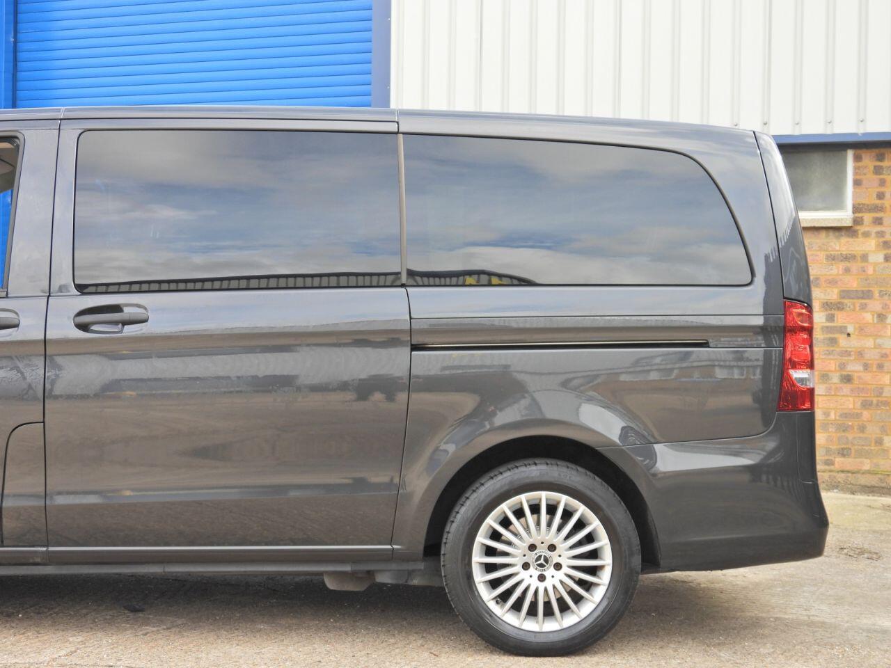 Mercedes-Benz Vito view 8