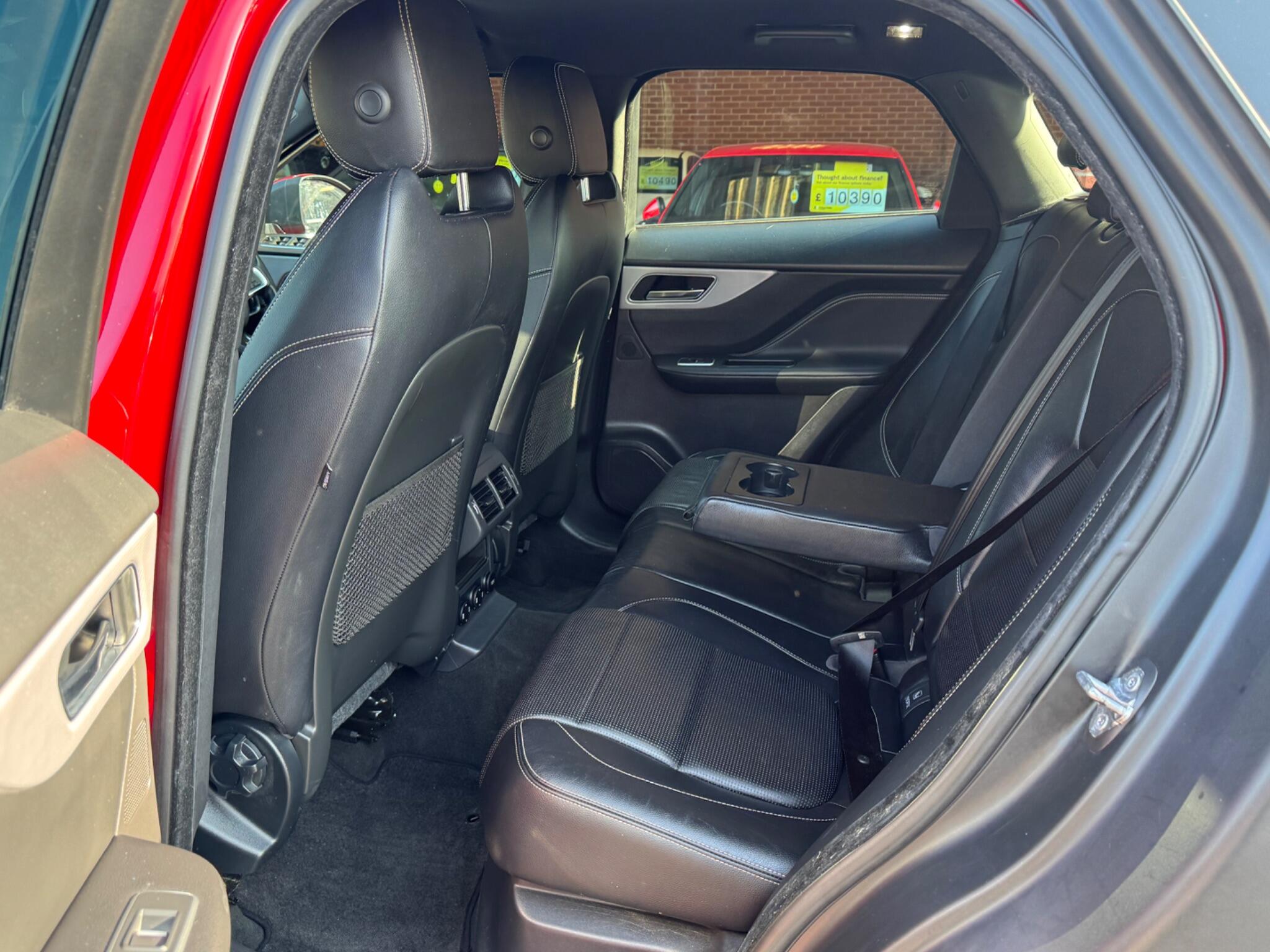 Jaguar F-Pace view 8