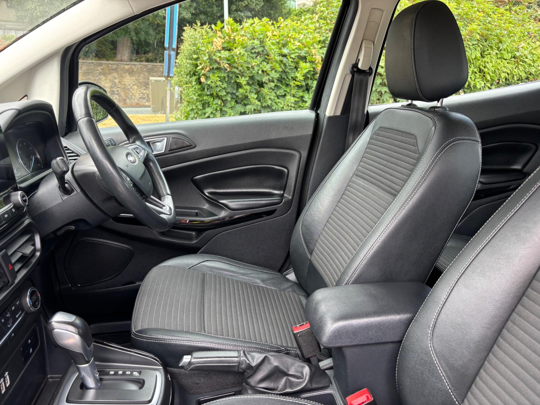 Ford Ecosport view 34