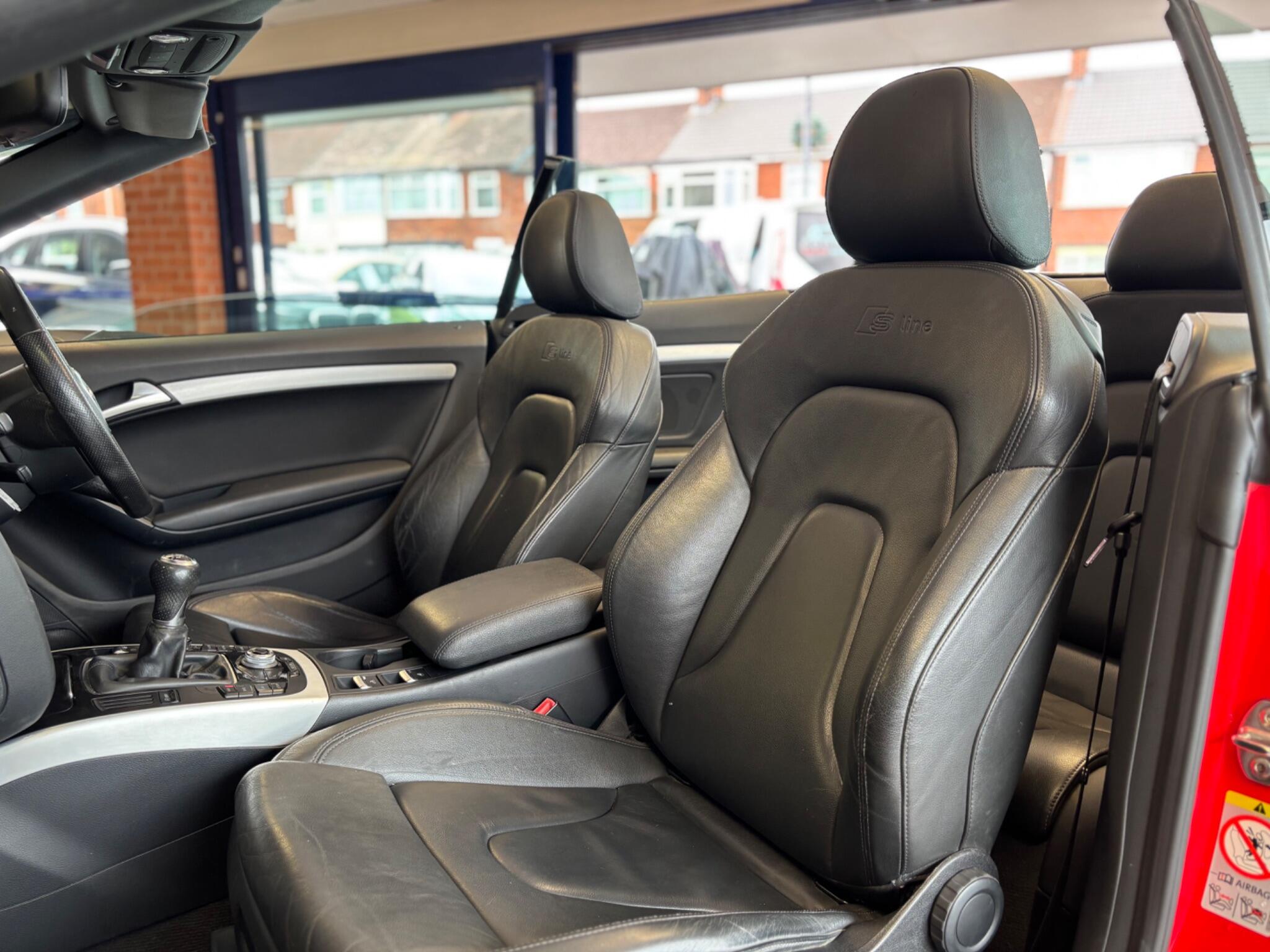 Audi A5 Cabriolet view 29