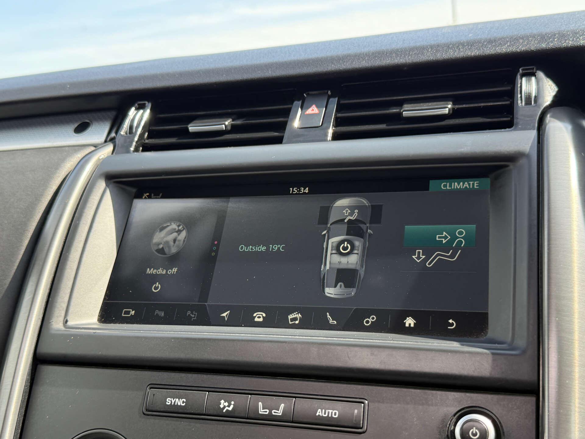 Land Rover Discovery view 52