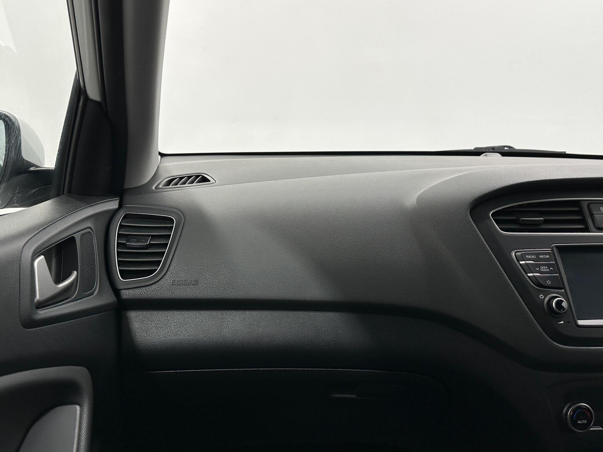 Hyundai I20 view 28