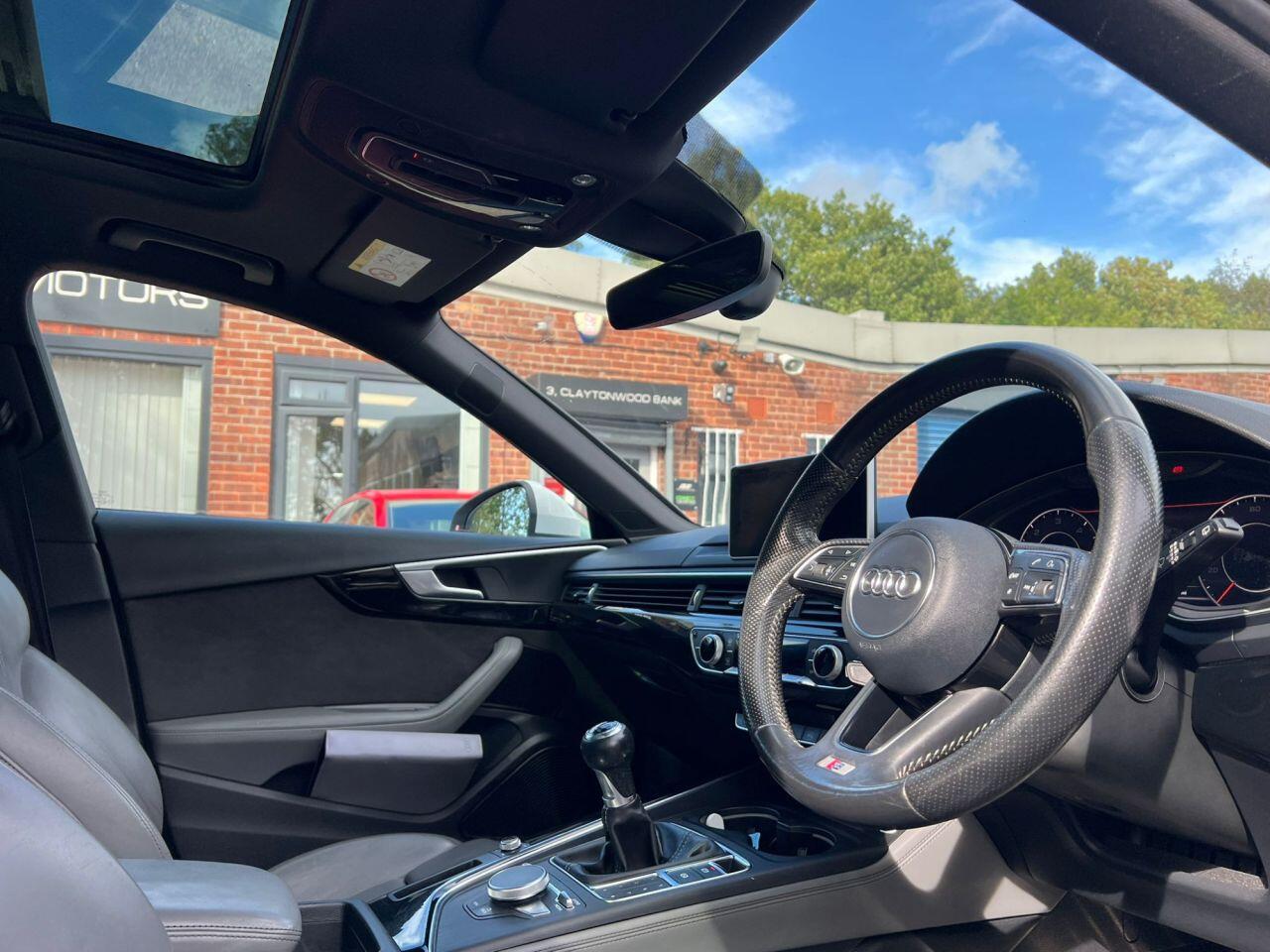 Audi A4 view 16