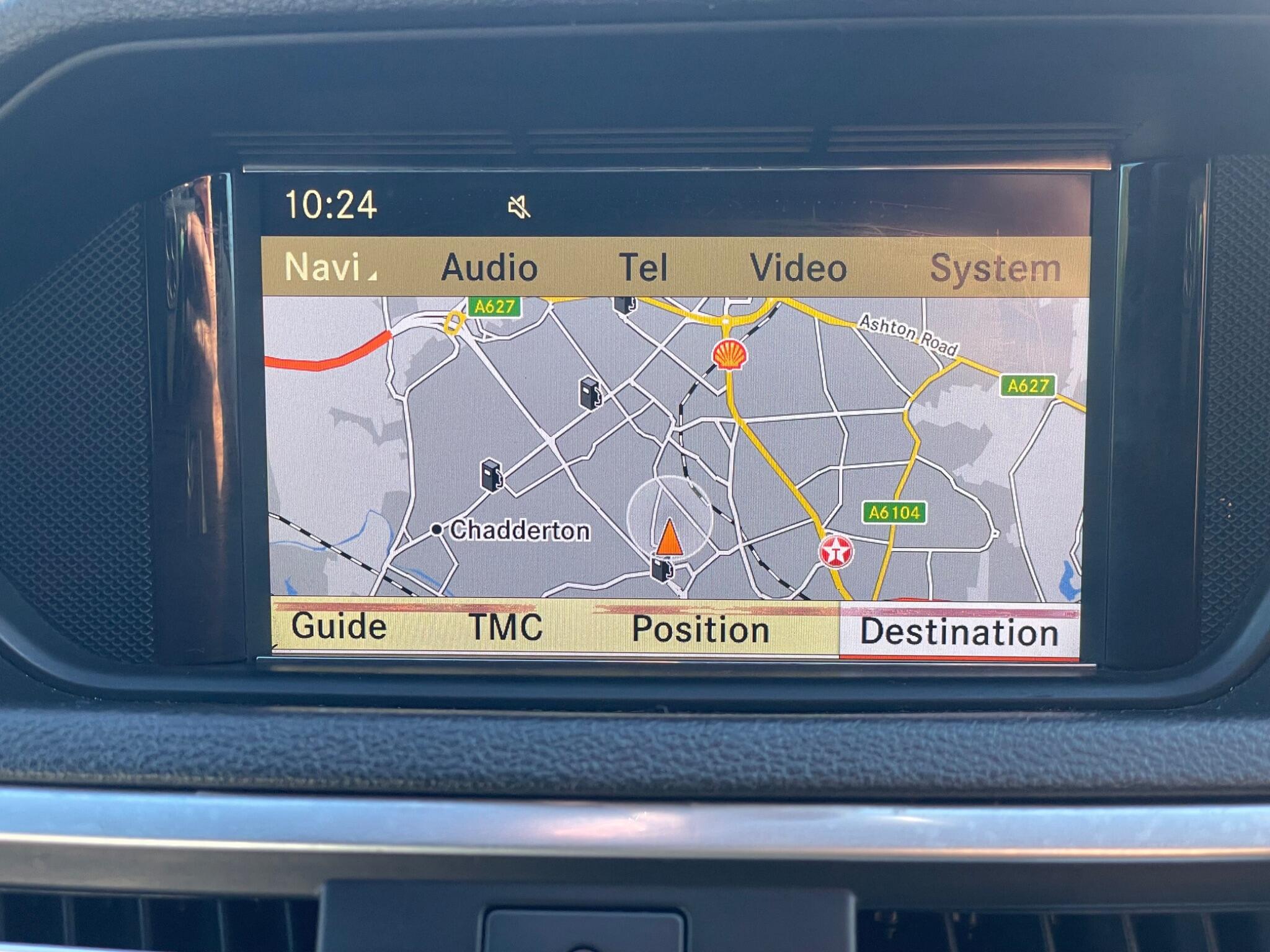 Mercedes-Benz E-Class view 42