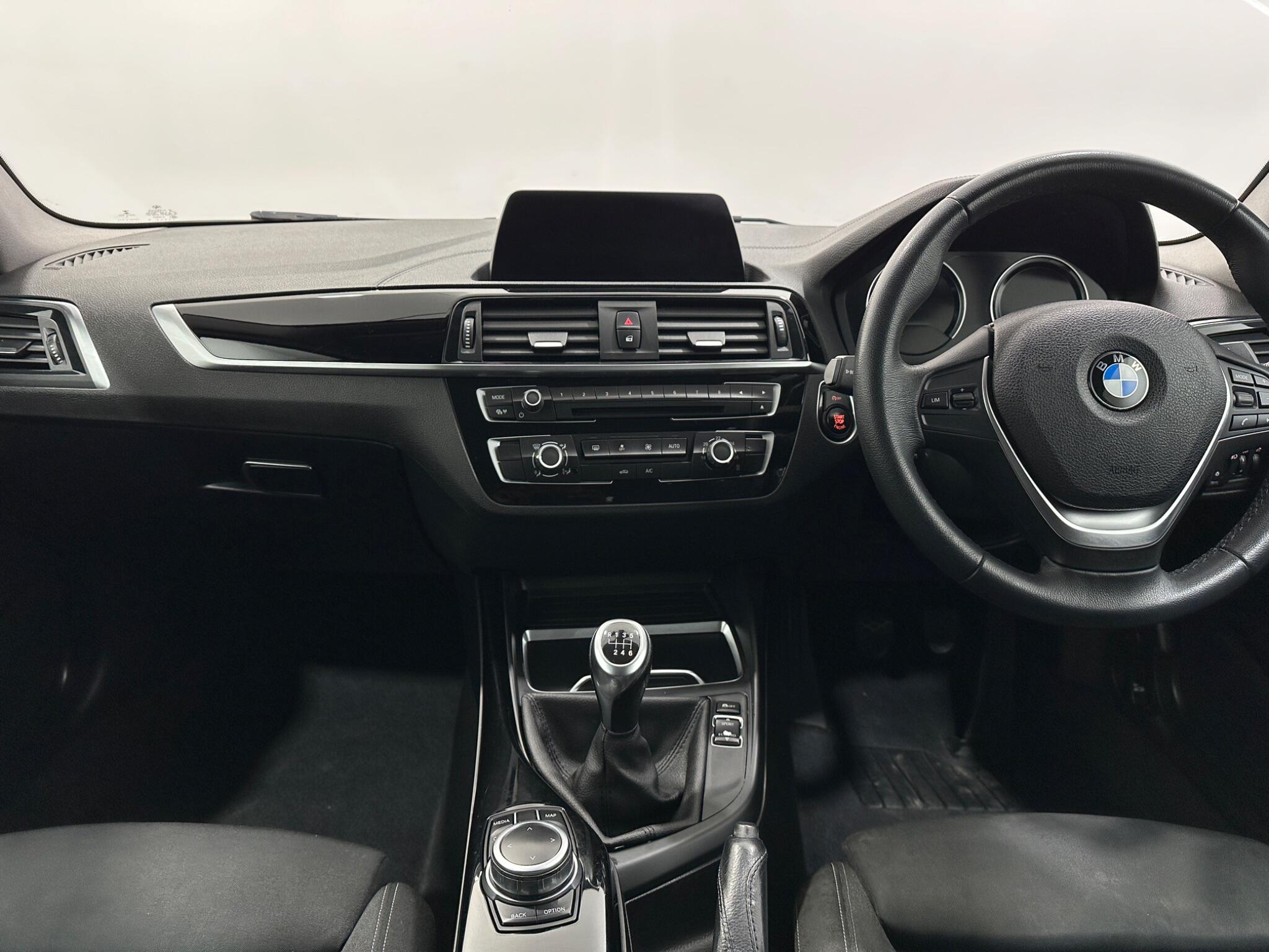 BMW 2 Series view 20