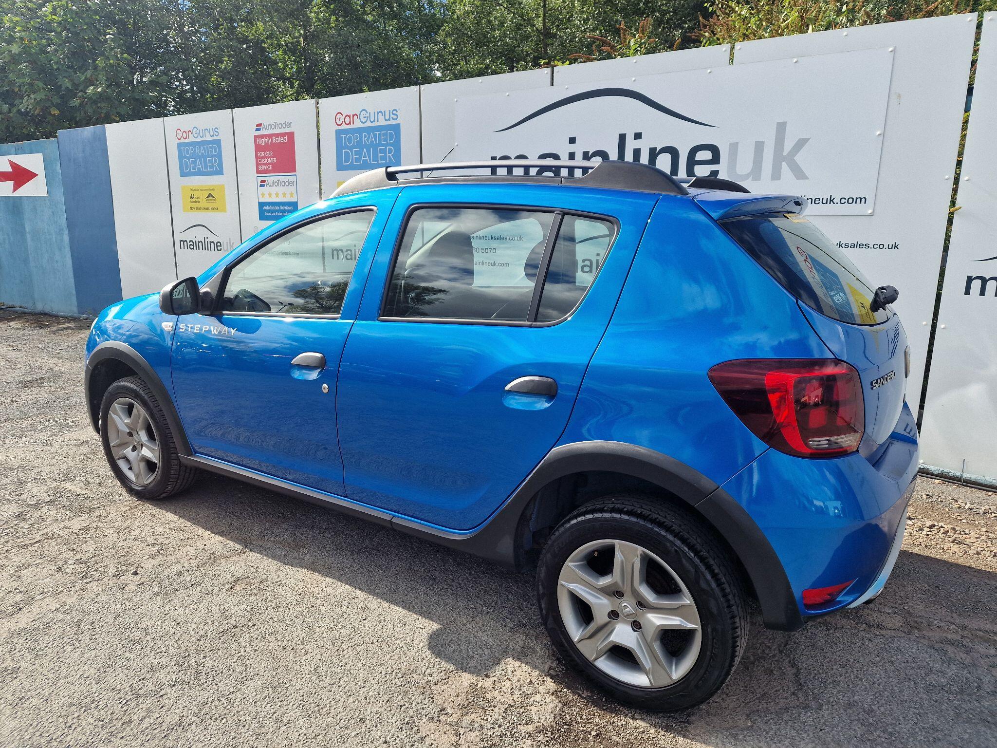 Dacia Sandero view 5