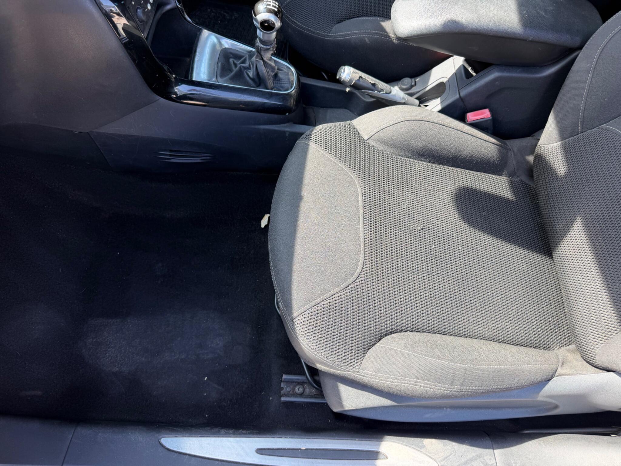 Citroen DS3 view 18