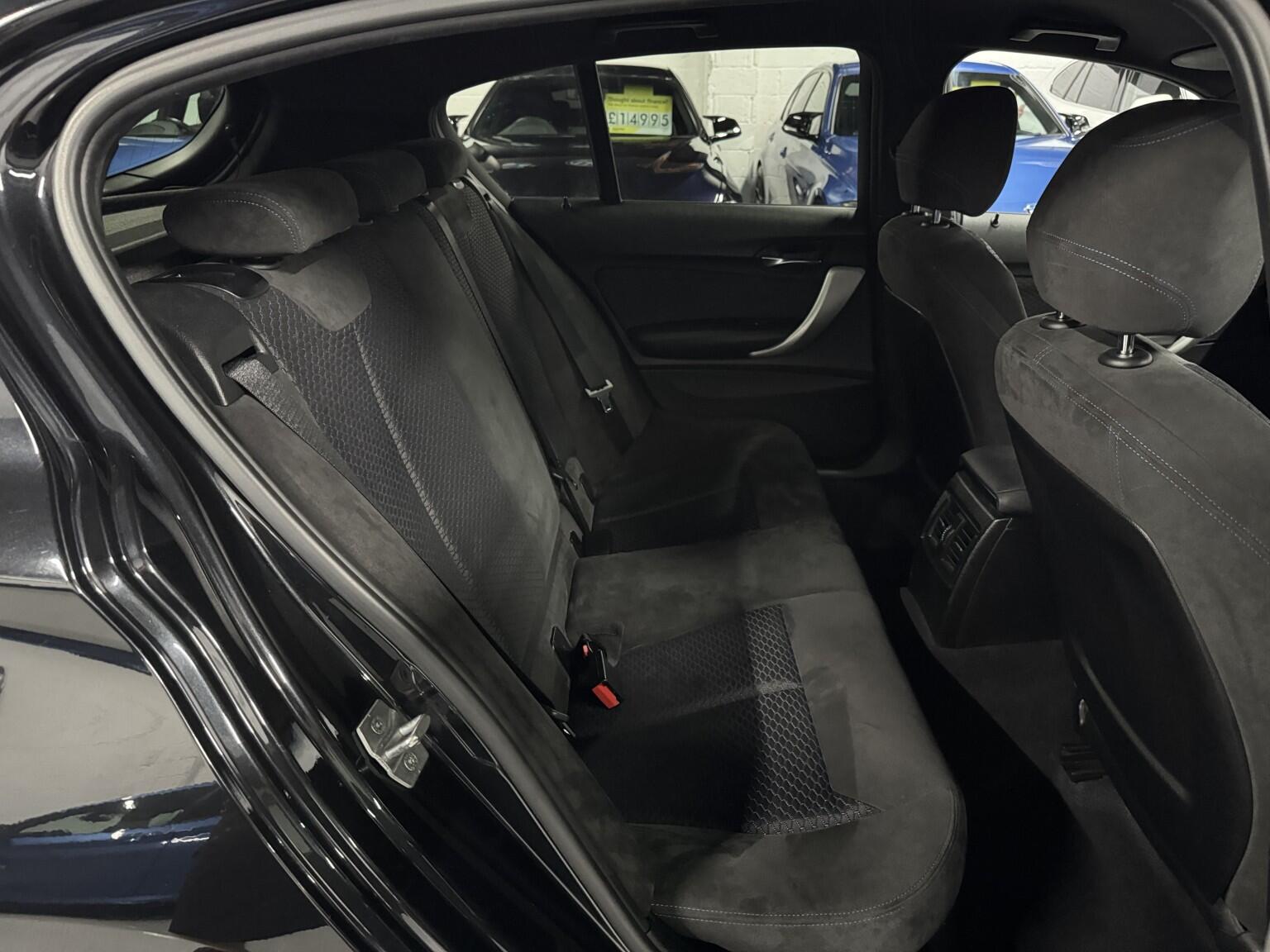 BMW 1 Series view 15