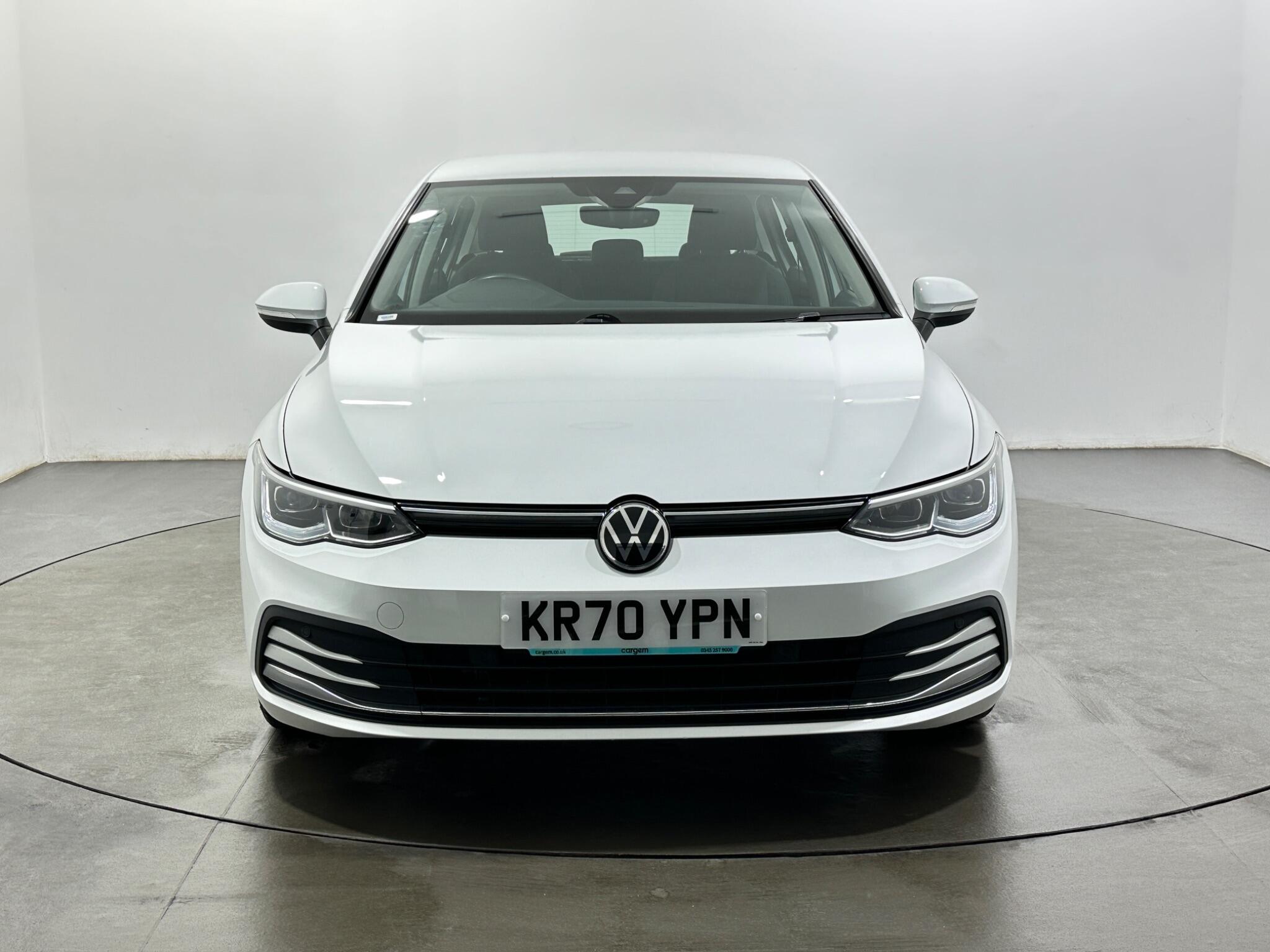 Volkswagen Golf view 3