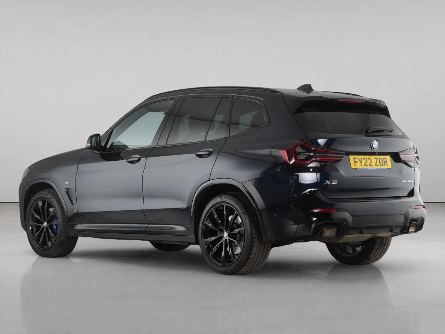 BMW X3 view 6