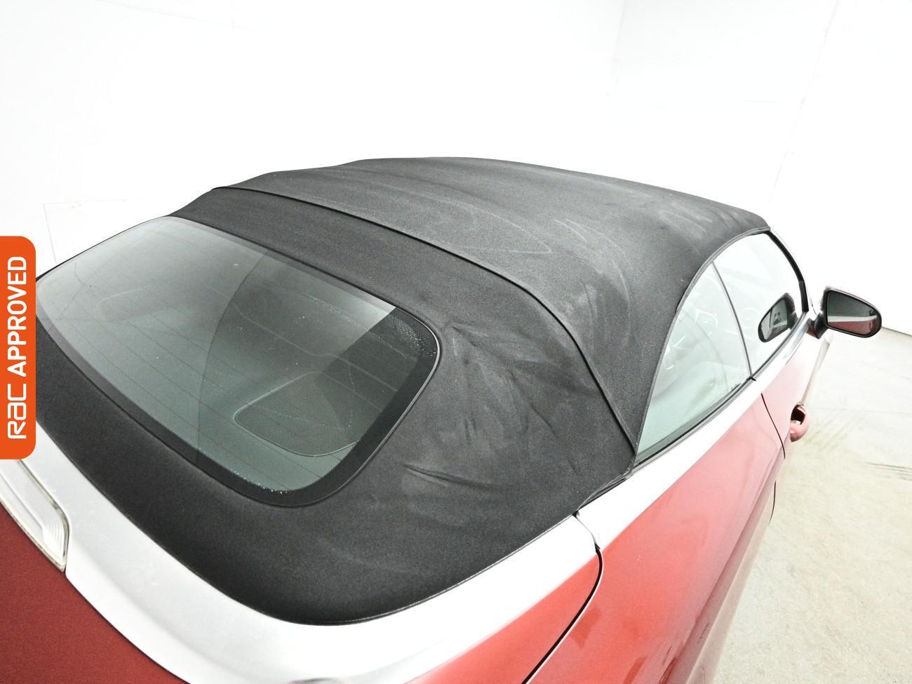 Mercedes-Benz C-Class view 23