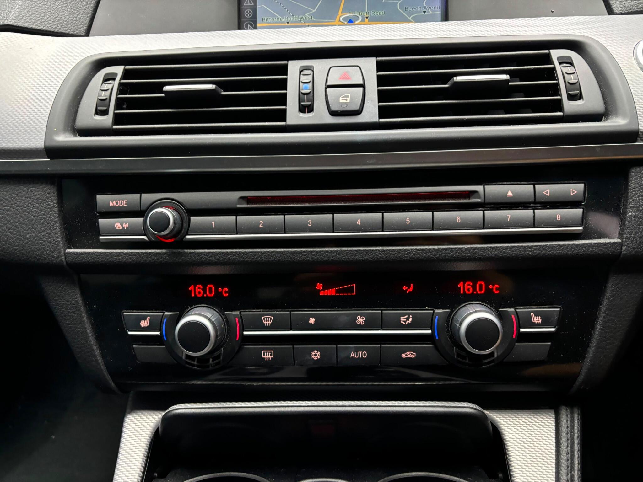 BMW 5 Series view 19