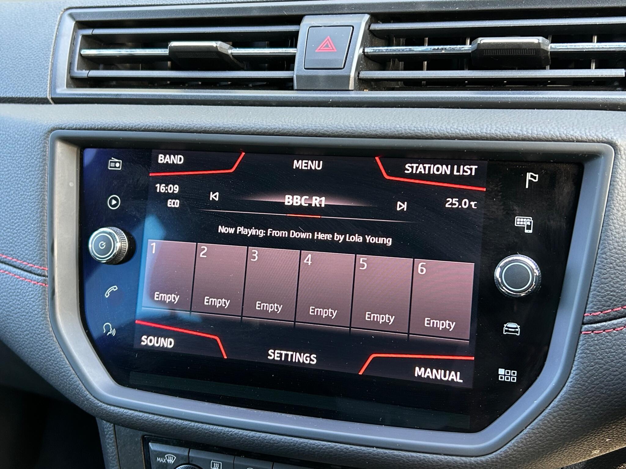 SEAT Arona view 46