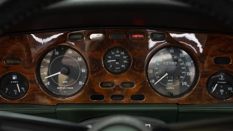 Aston Martin Vantage view 23