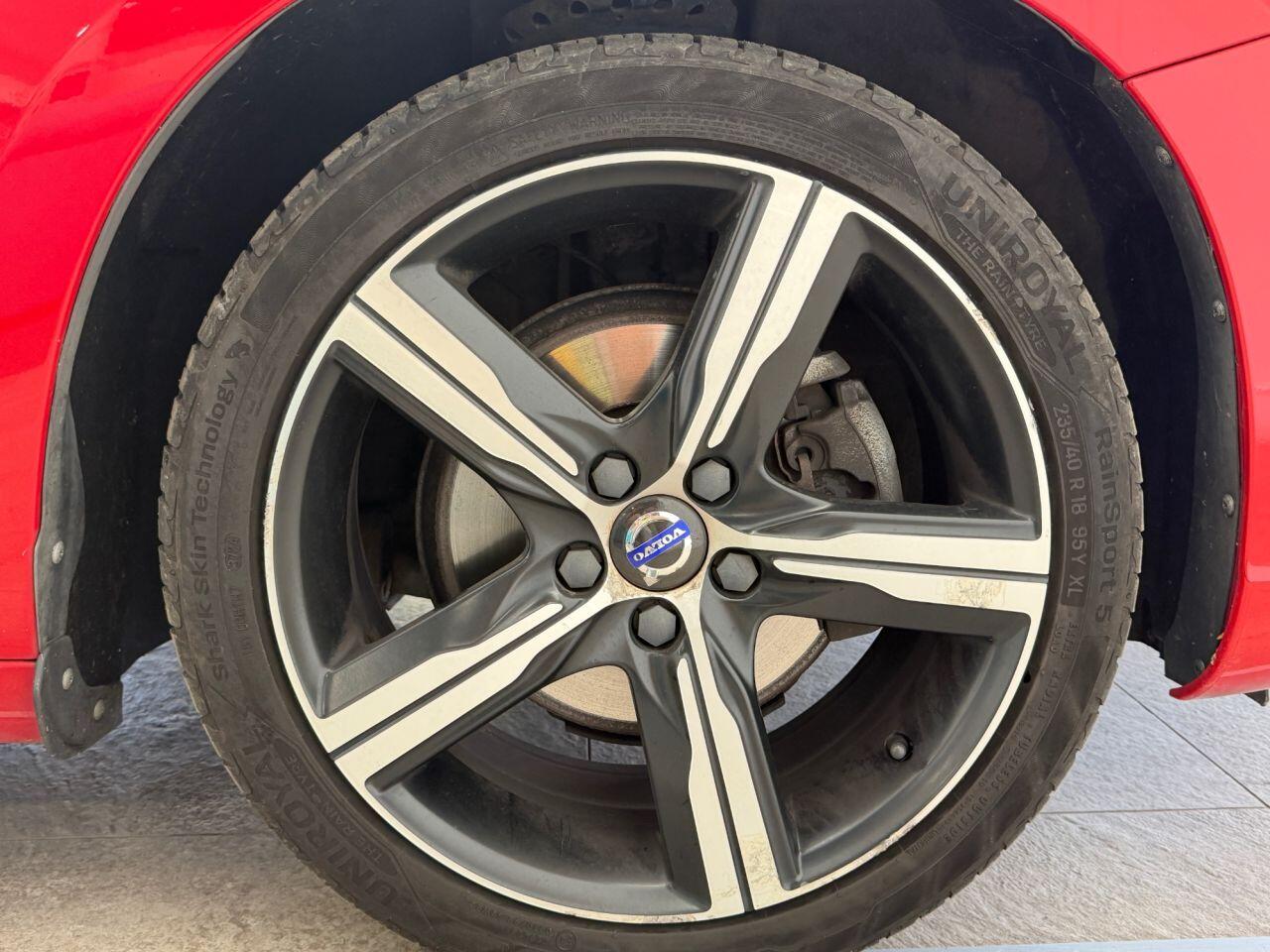 Volvo V60 view 25