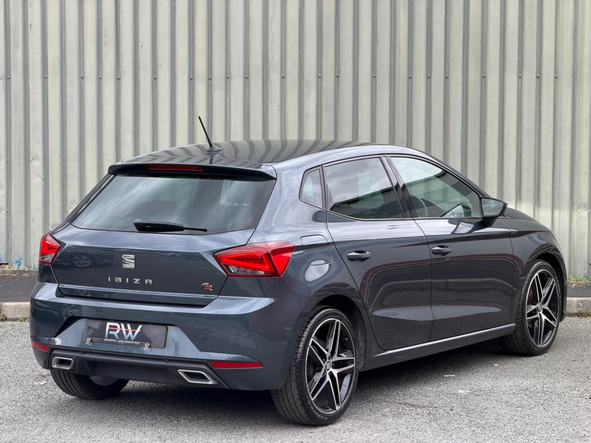 Seat Ibiza view 33