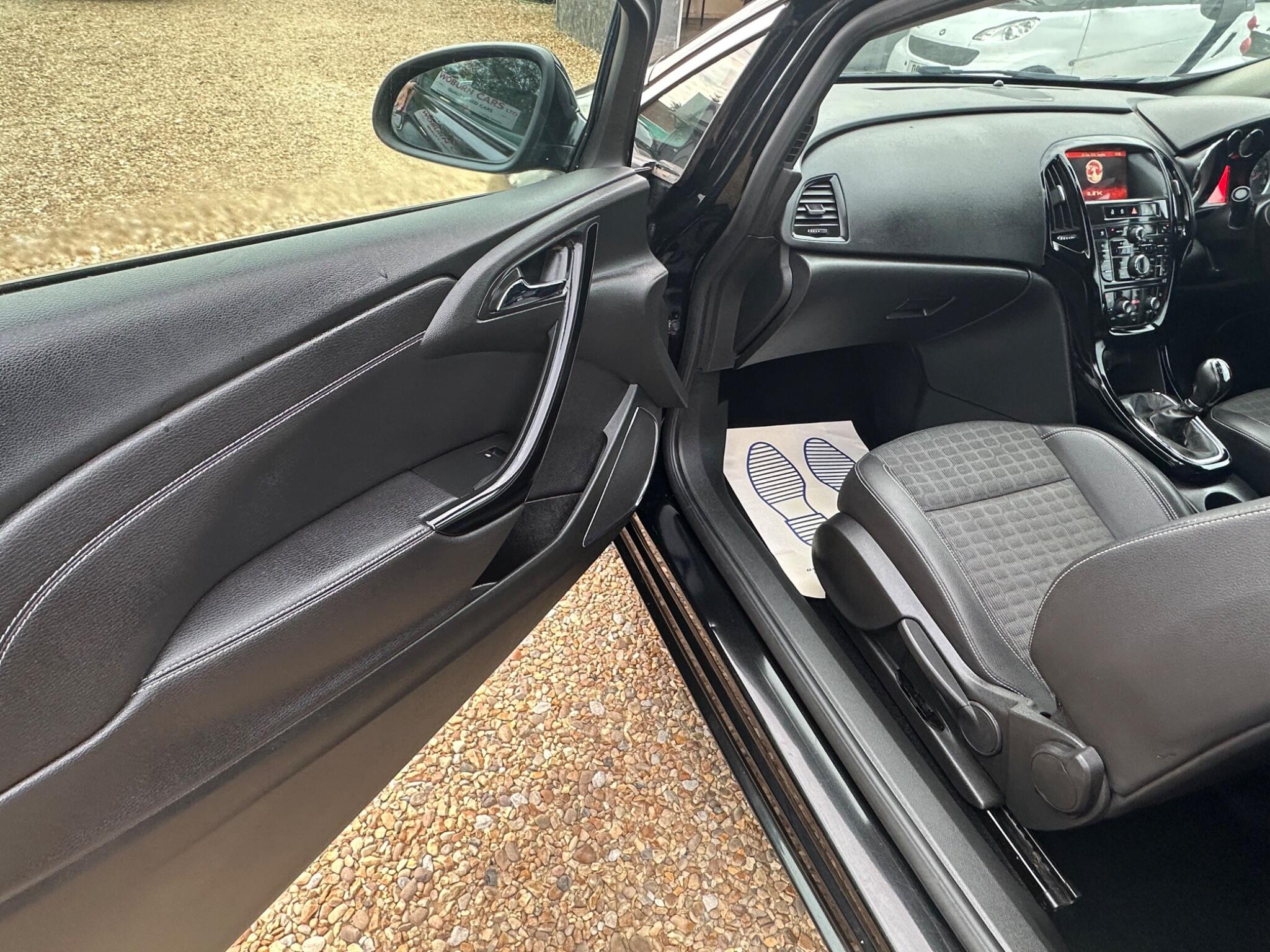 Vauxhall Astra GTC view 18