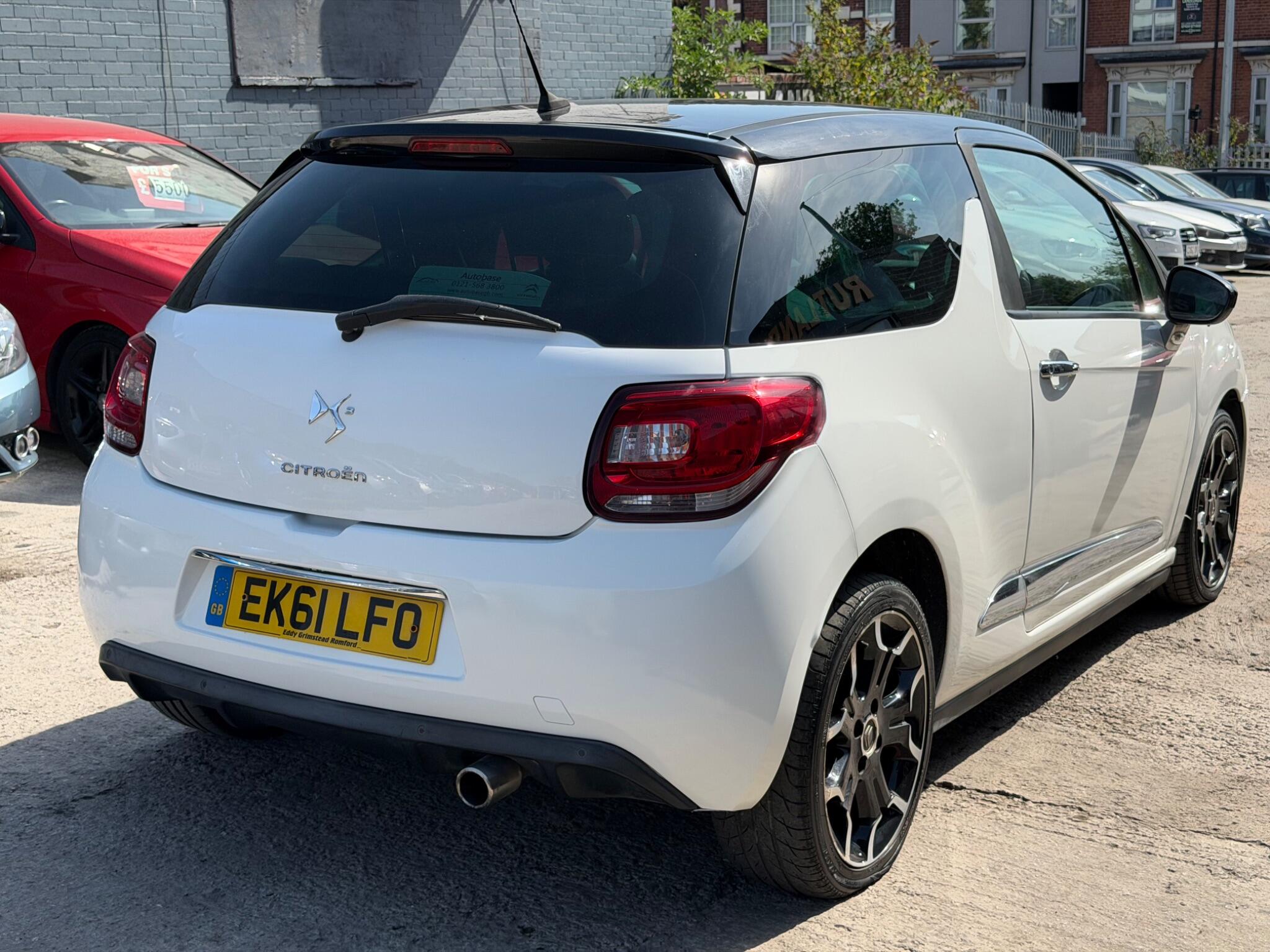 Citroen DS3 view 4