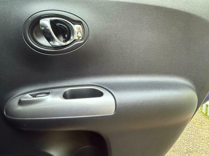 2014 Nissan Juke image 30