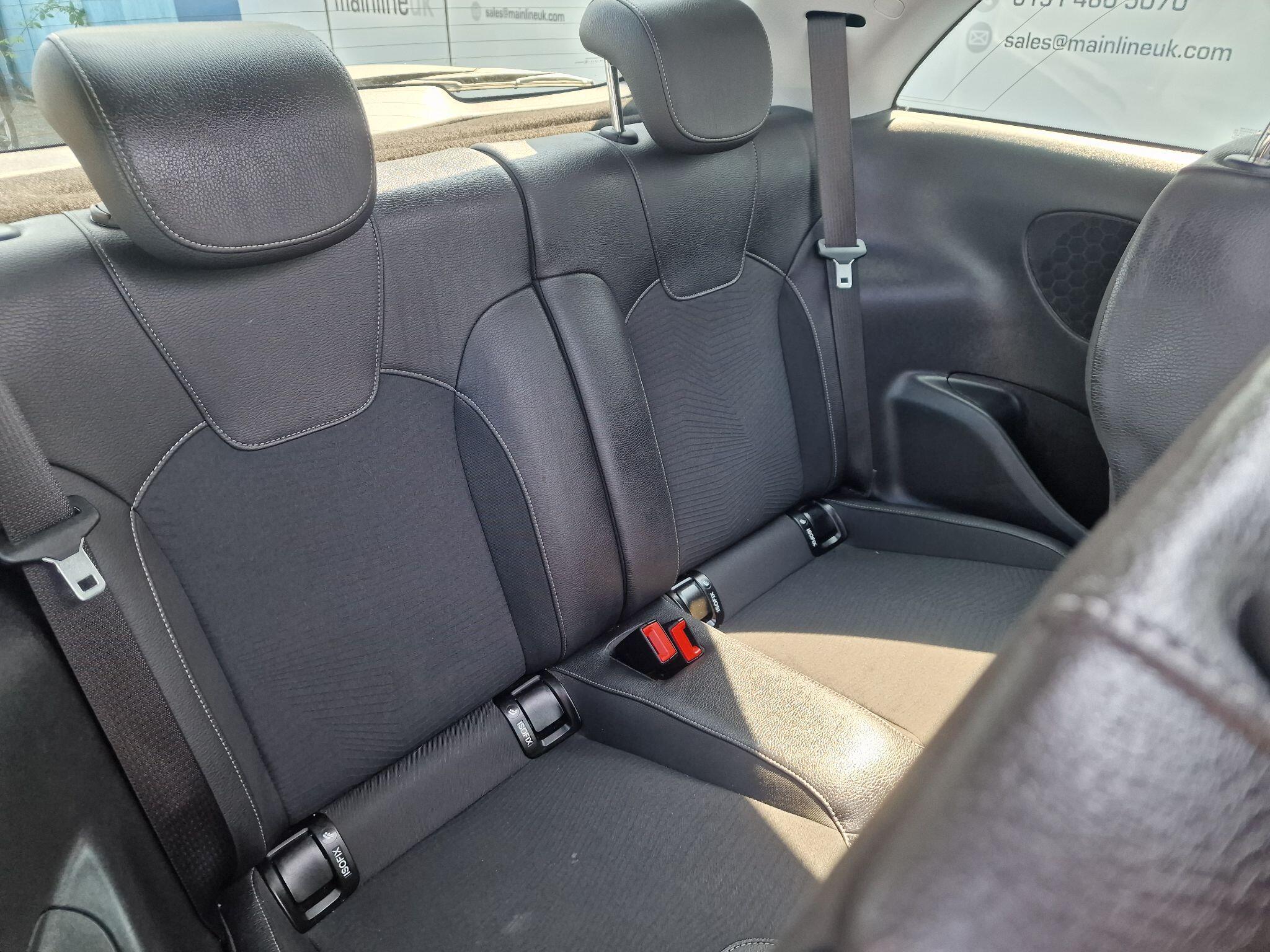 Vauxhall Adam view 37