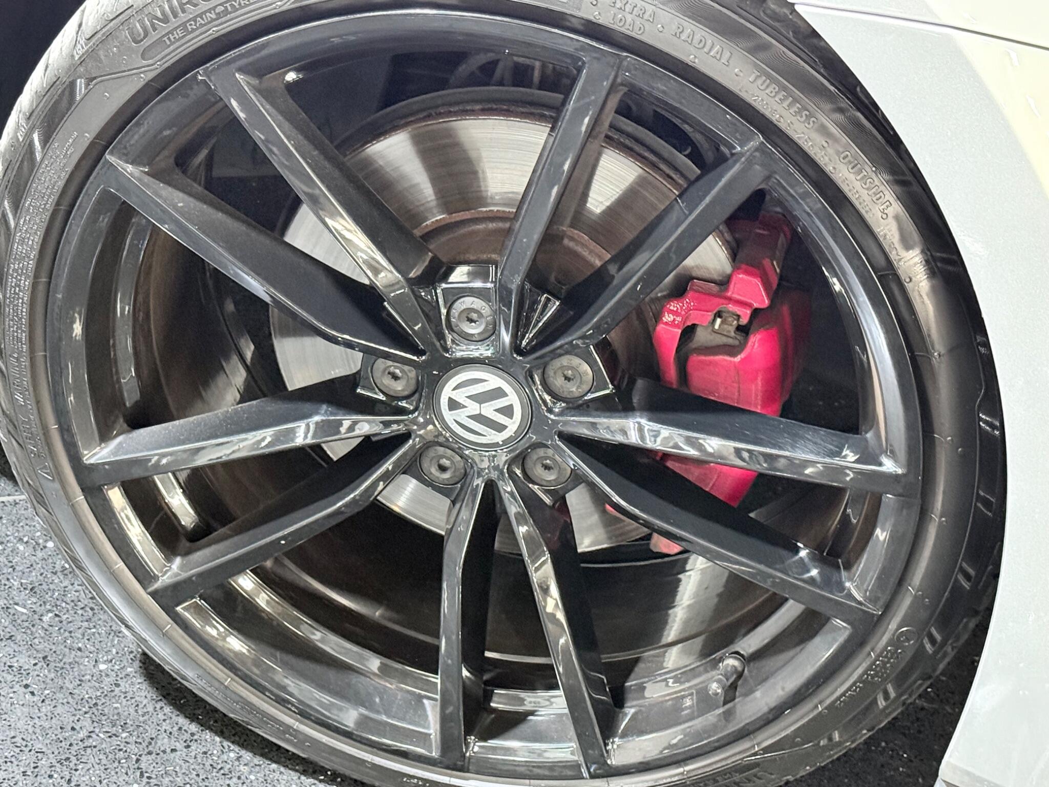 Volkswagen Golf view 61