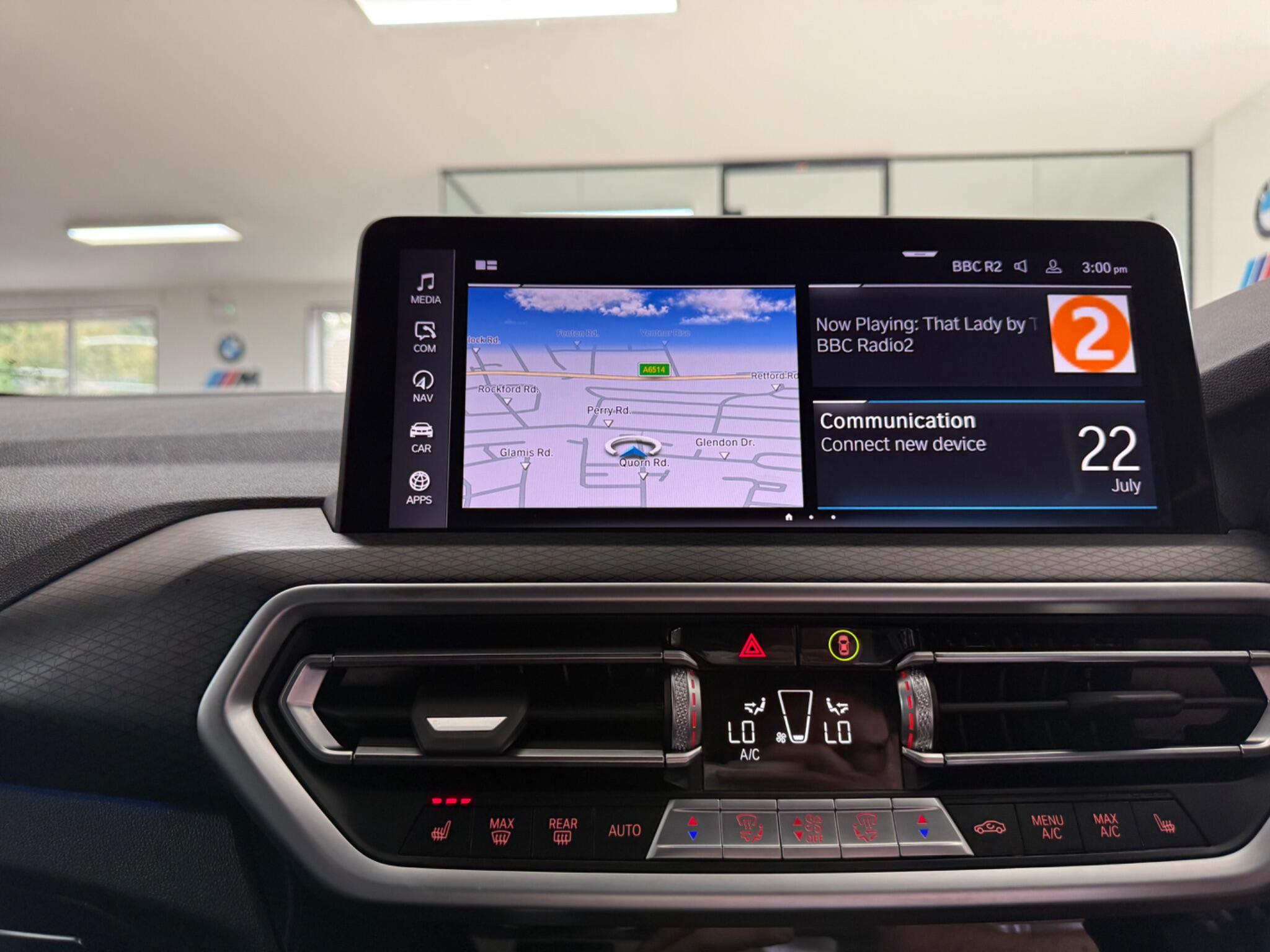 BMW X3 view 16