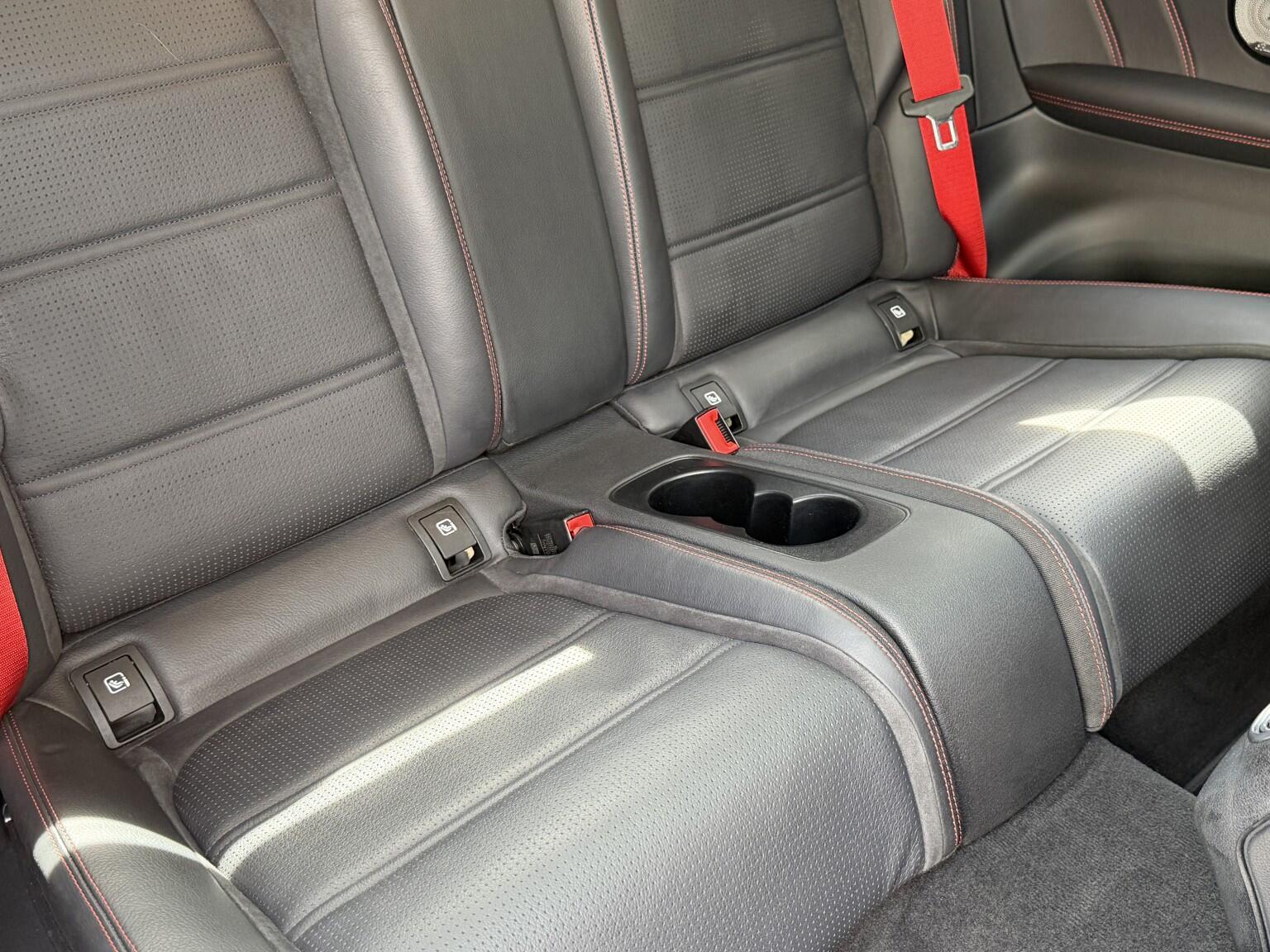 Mercedes-Benz C-Class view 17