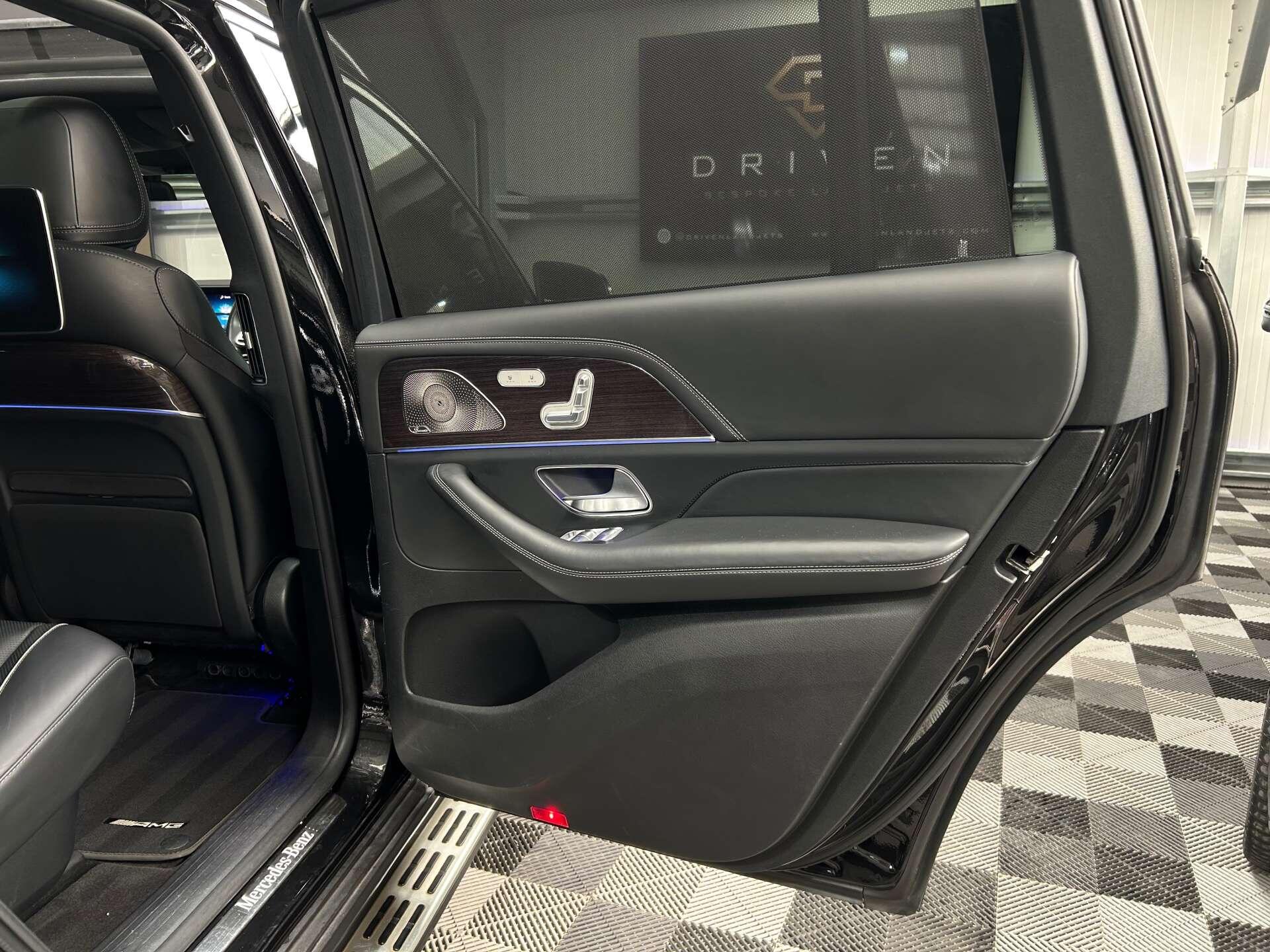 Mercedes-Benz GLS view 44