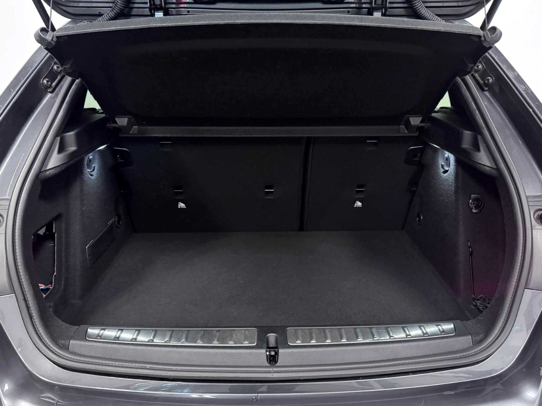 BMW 1 Series view 7