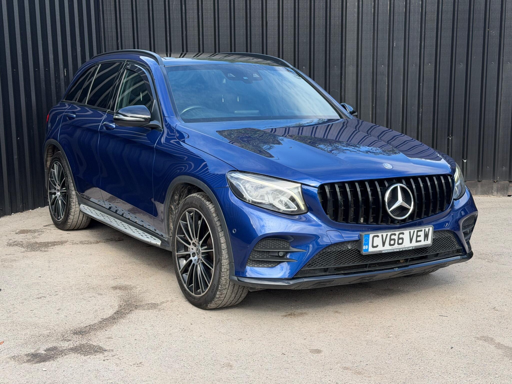 Mercedes-Benz GLC view 5