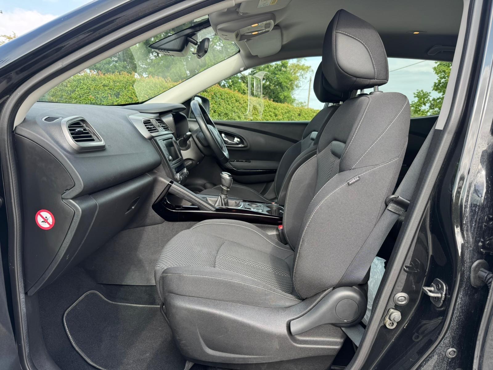 2018 Renault Kadjar 1.3 TCe Dynamique Nav Euro 6 (s/s) 5dr • 99,890 miles image 22