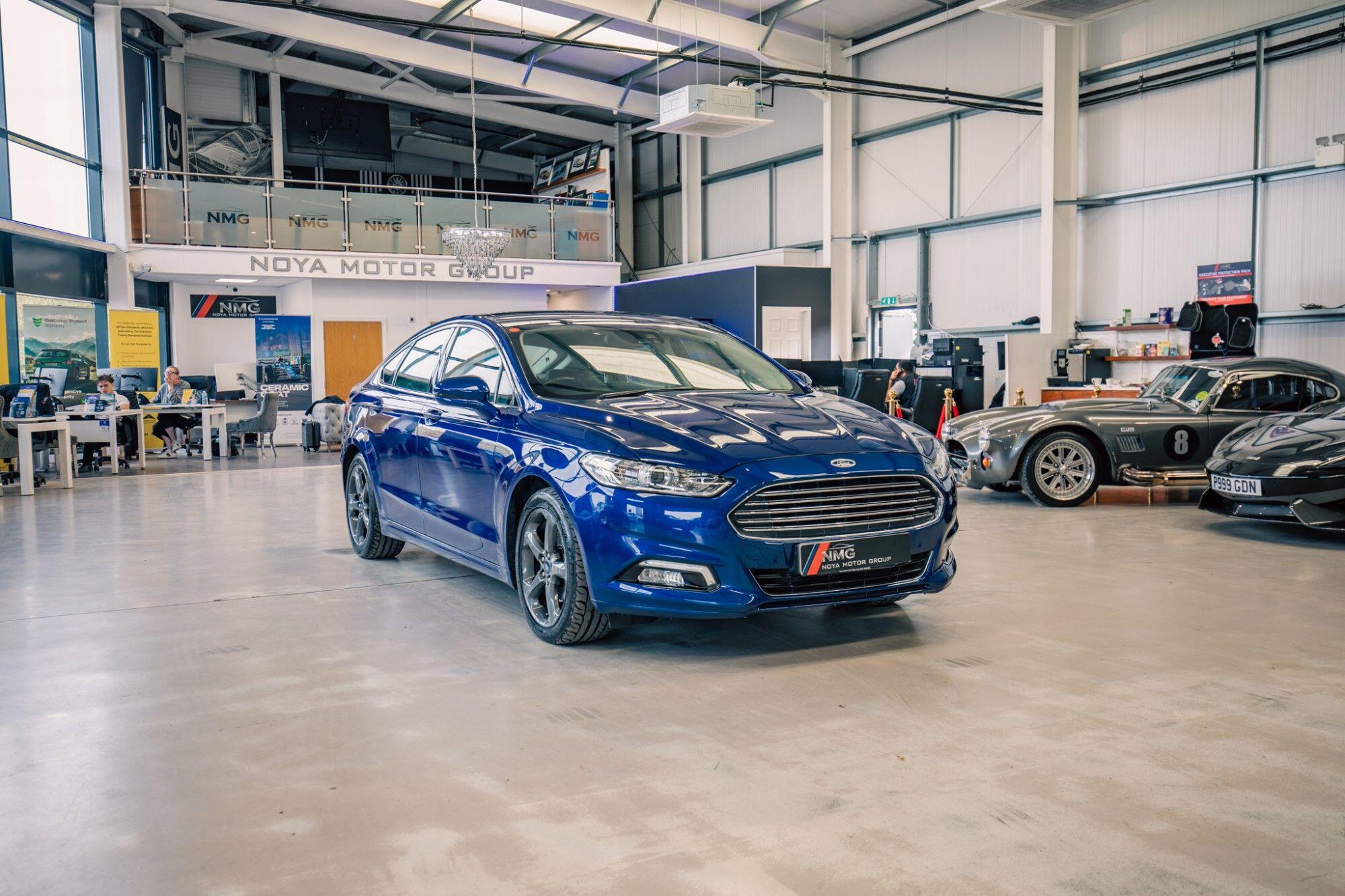 Ford Mondeo view 22