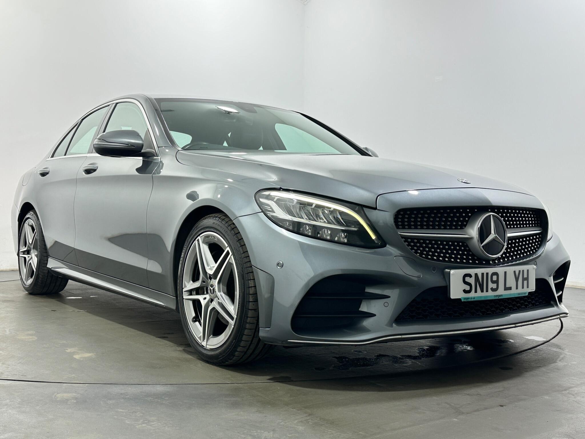 Mercedes-Benz C-Class view 50