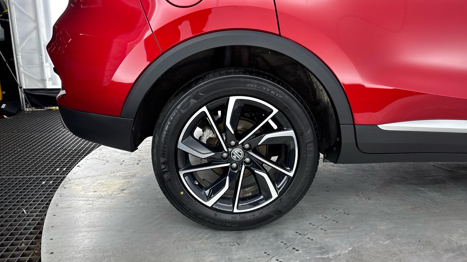 MG ZS view 19