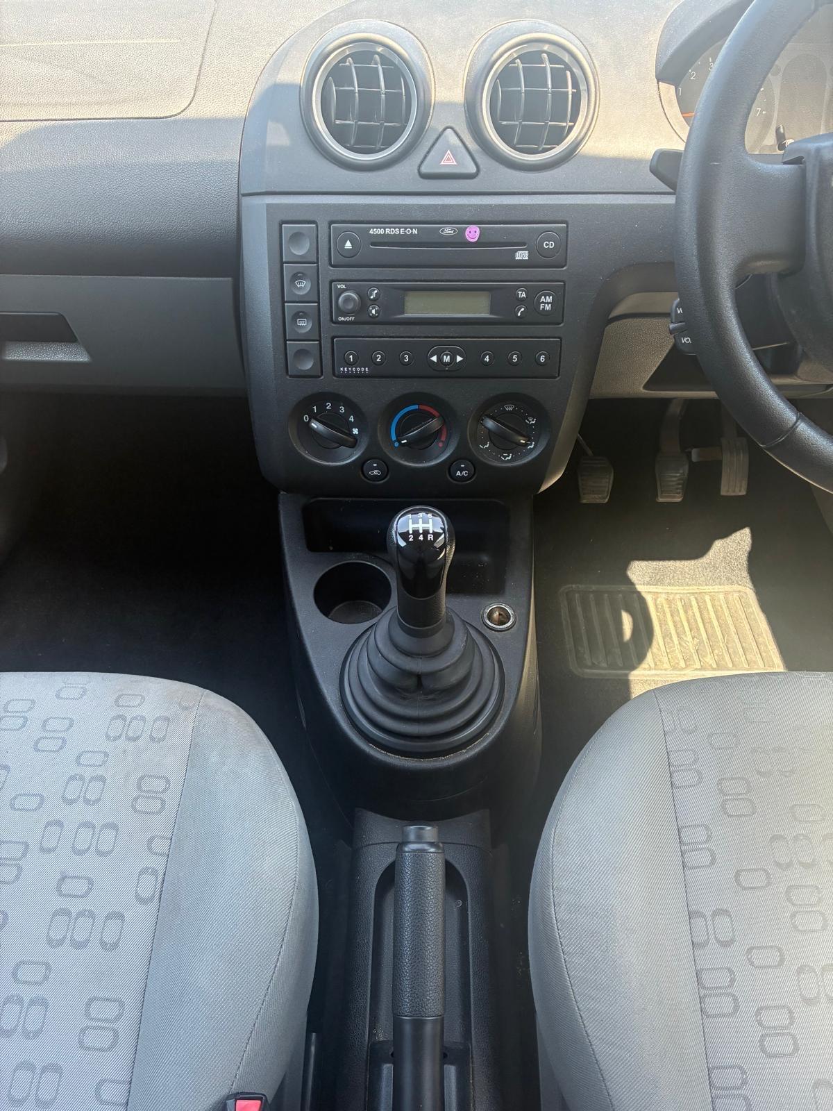 Ford Fiesta view 20