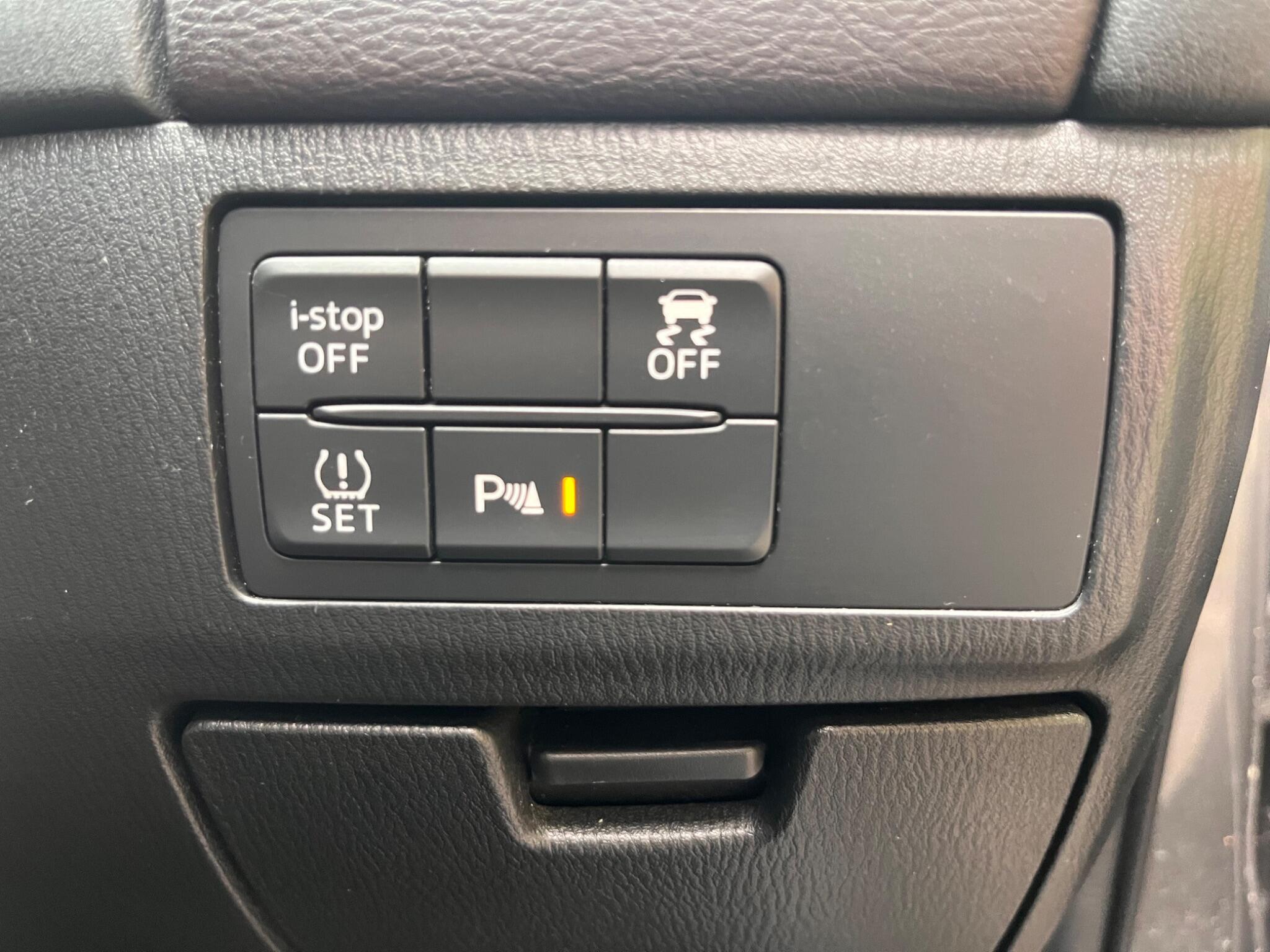 Mazda Mazda6 view 37