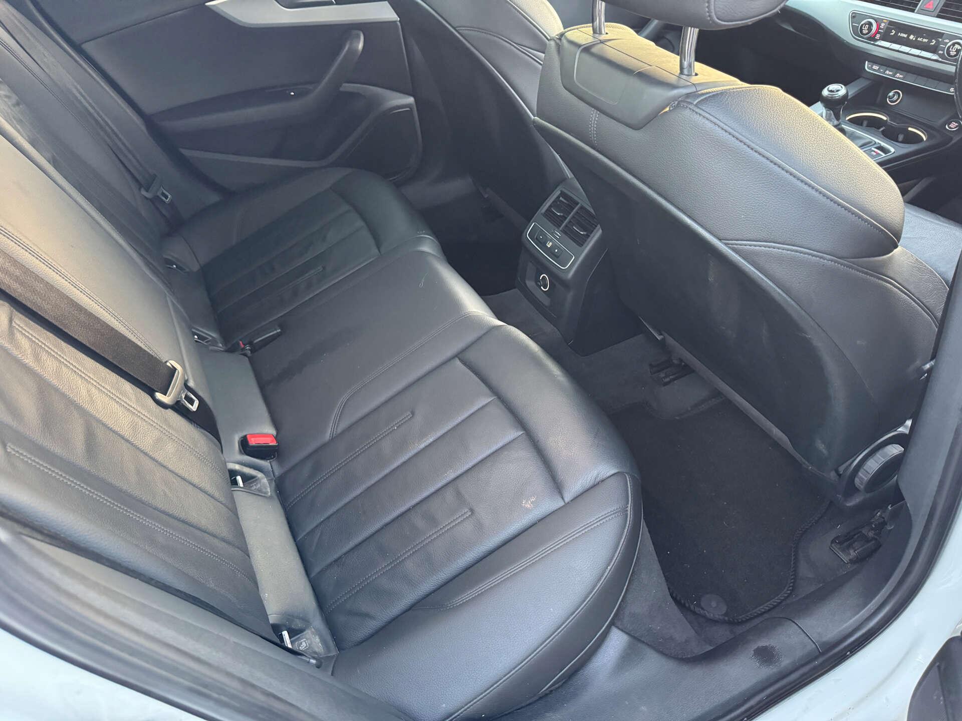 Audi A4 view 27