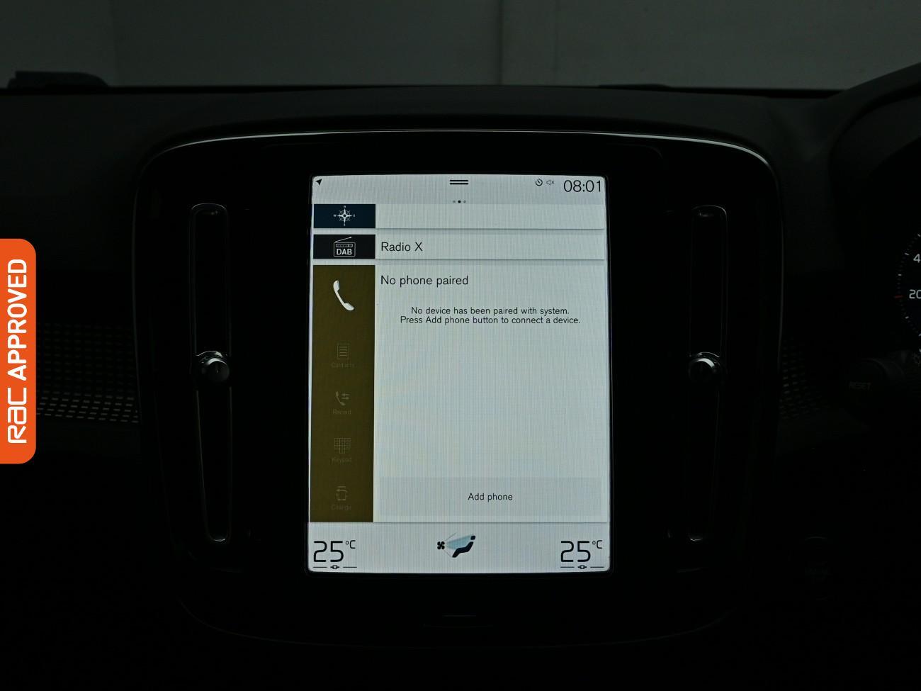 Volvo XC40 view 19