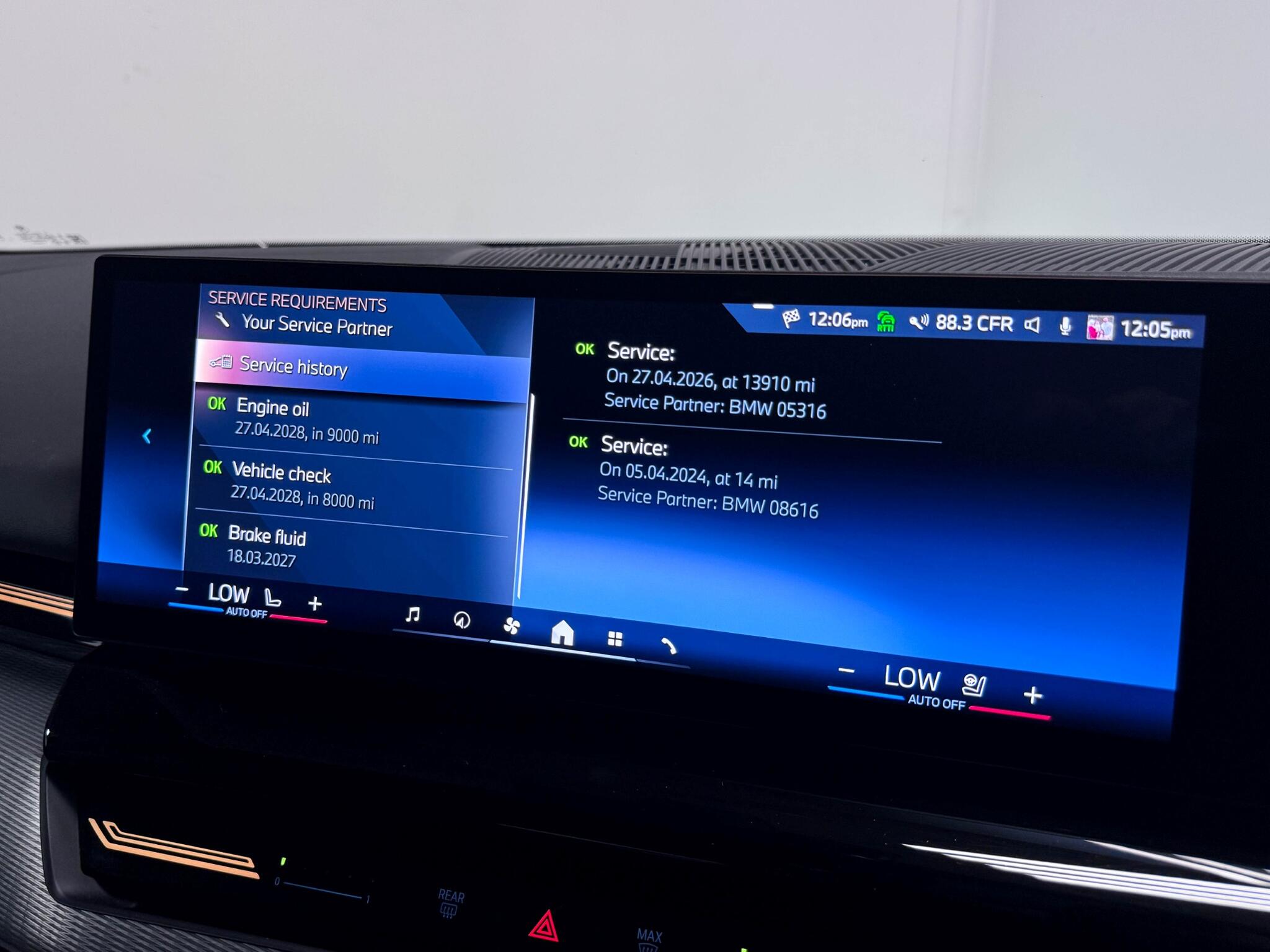 BMW 5 Series view 61