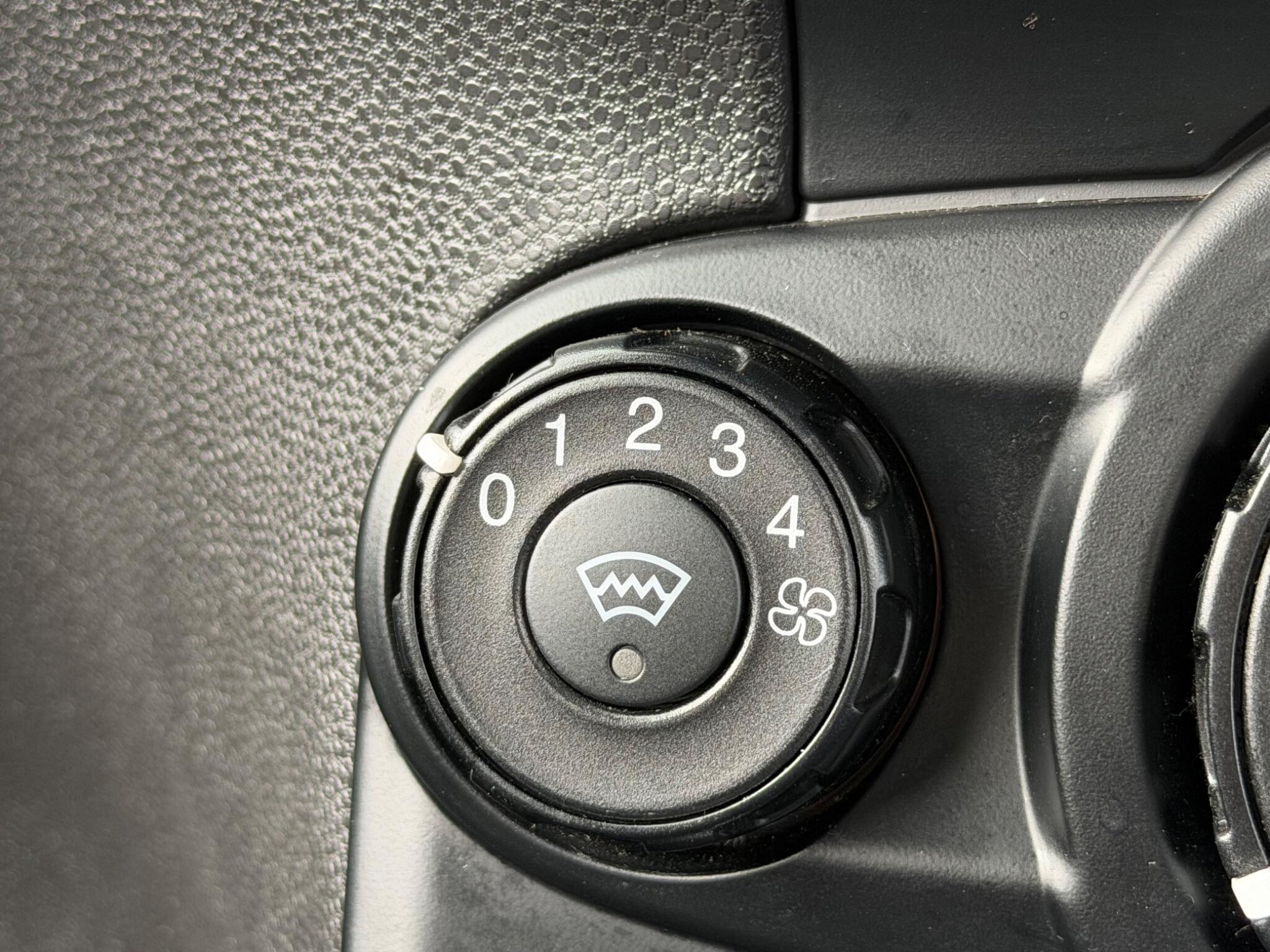 Ford Fiesta view 41