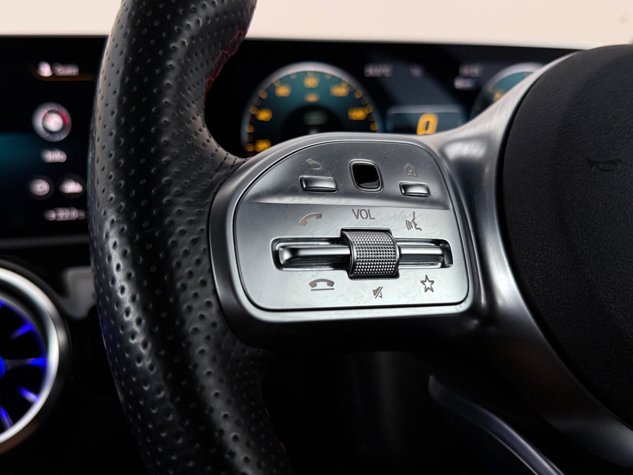 Mercedes-Benz A-Class view 14