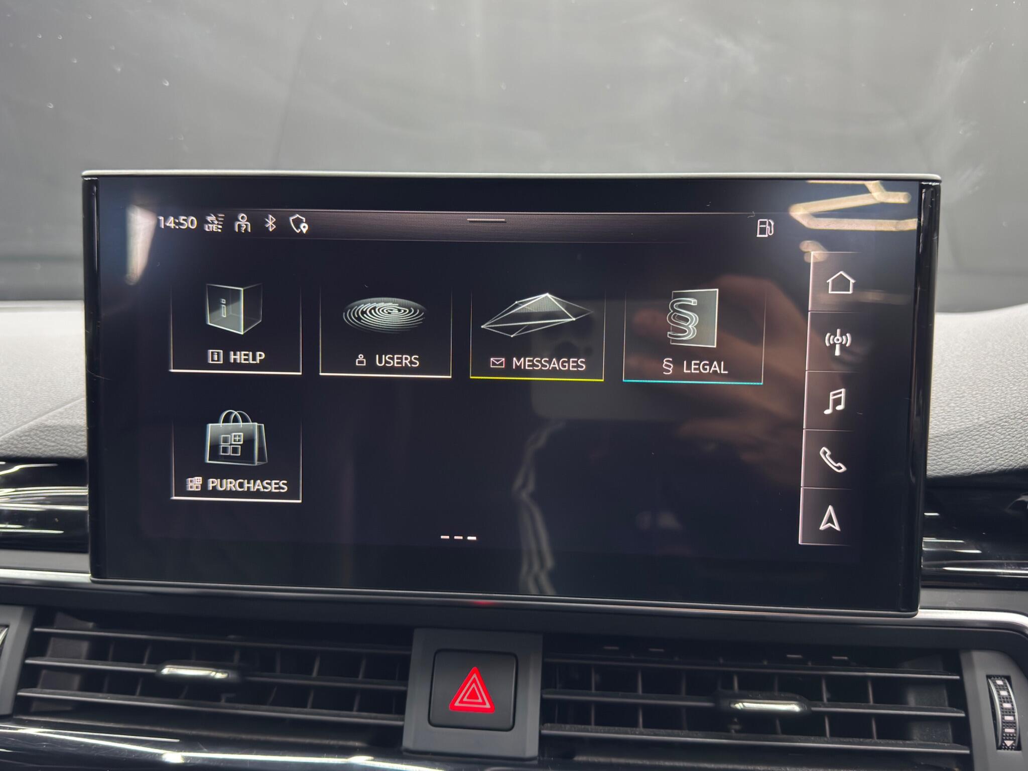 Audi S4 view 32